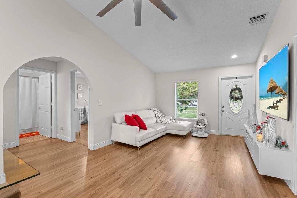 Loxahatchee - Residential Lease