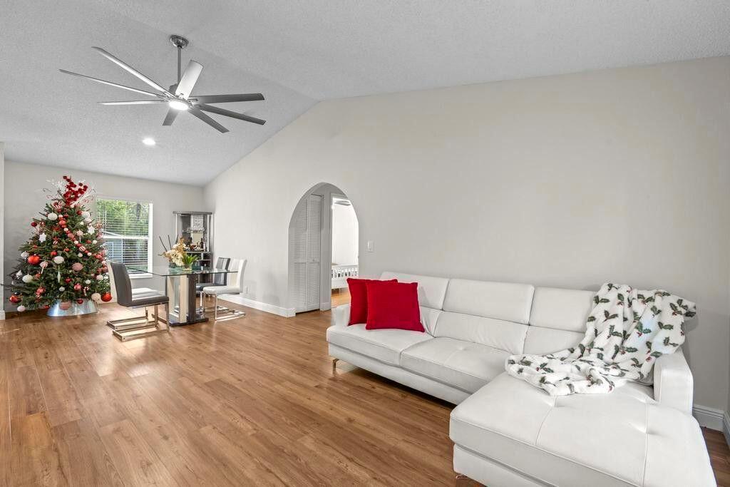 Loxahatchee - Residential Lease