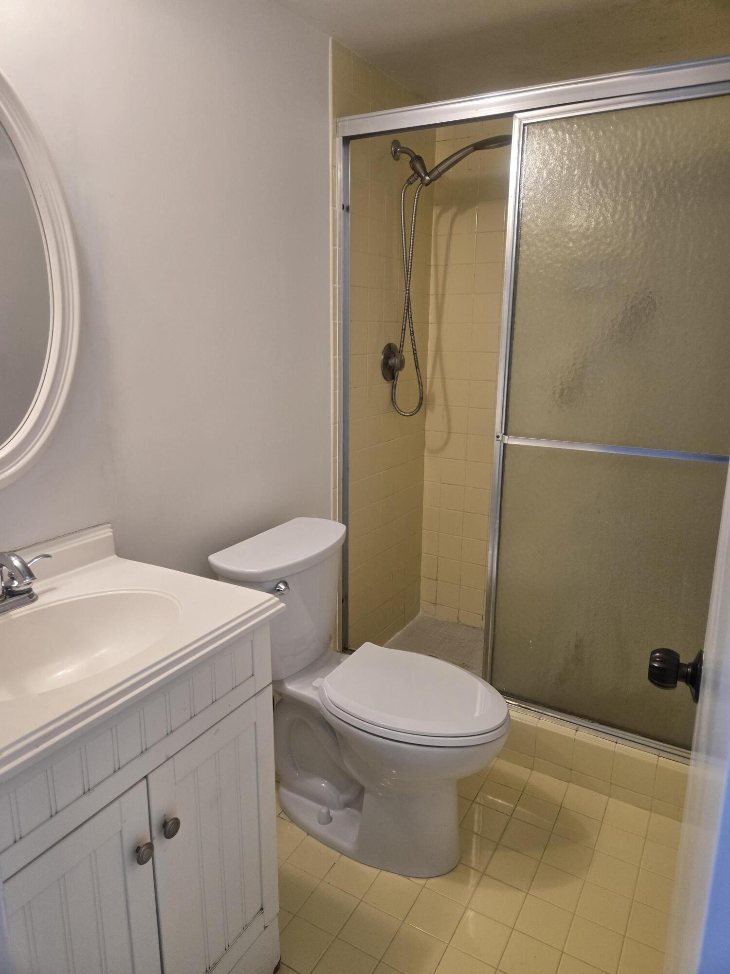 HORIZON WEST CONDO - Residential