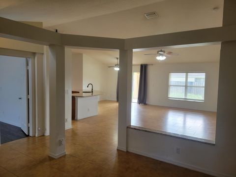 Featured picture for the property R10816761