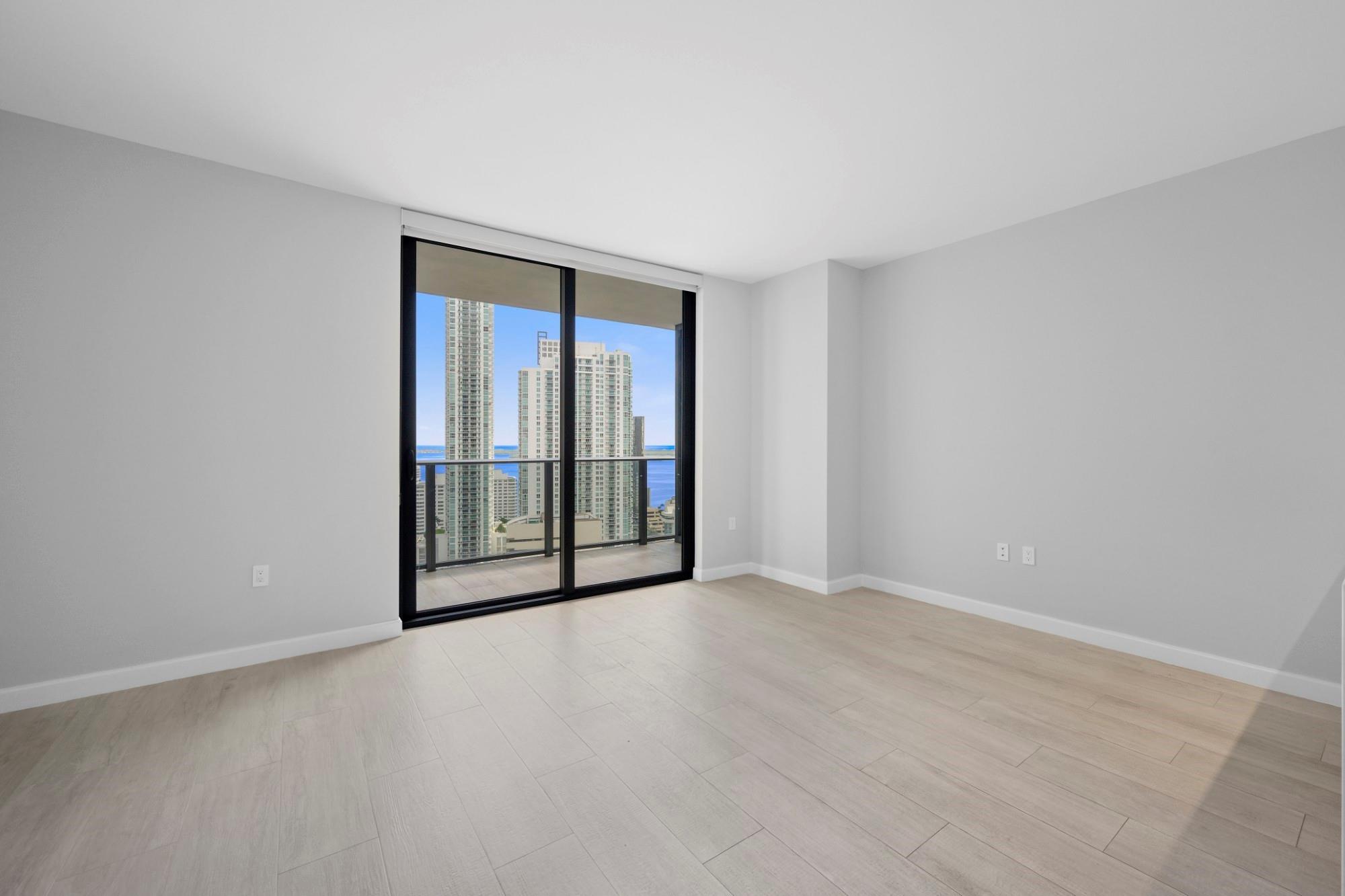 BRICKELL HEIGHTS EAST CON - Residential Lease