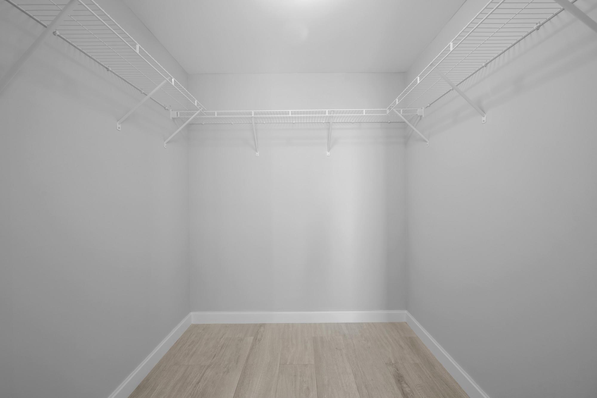 BRICKELL HEIGHTS EAST CON - Residential Lease