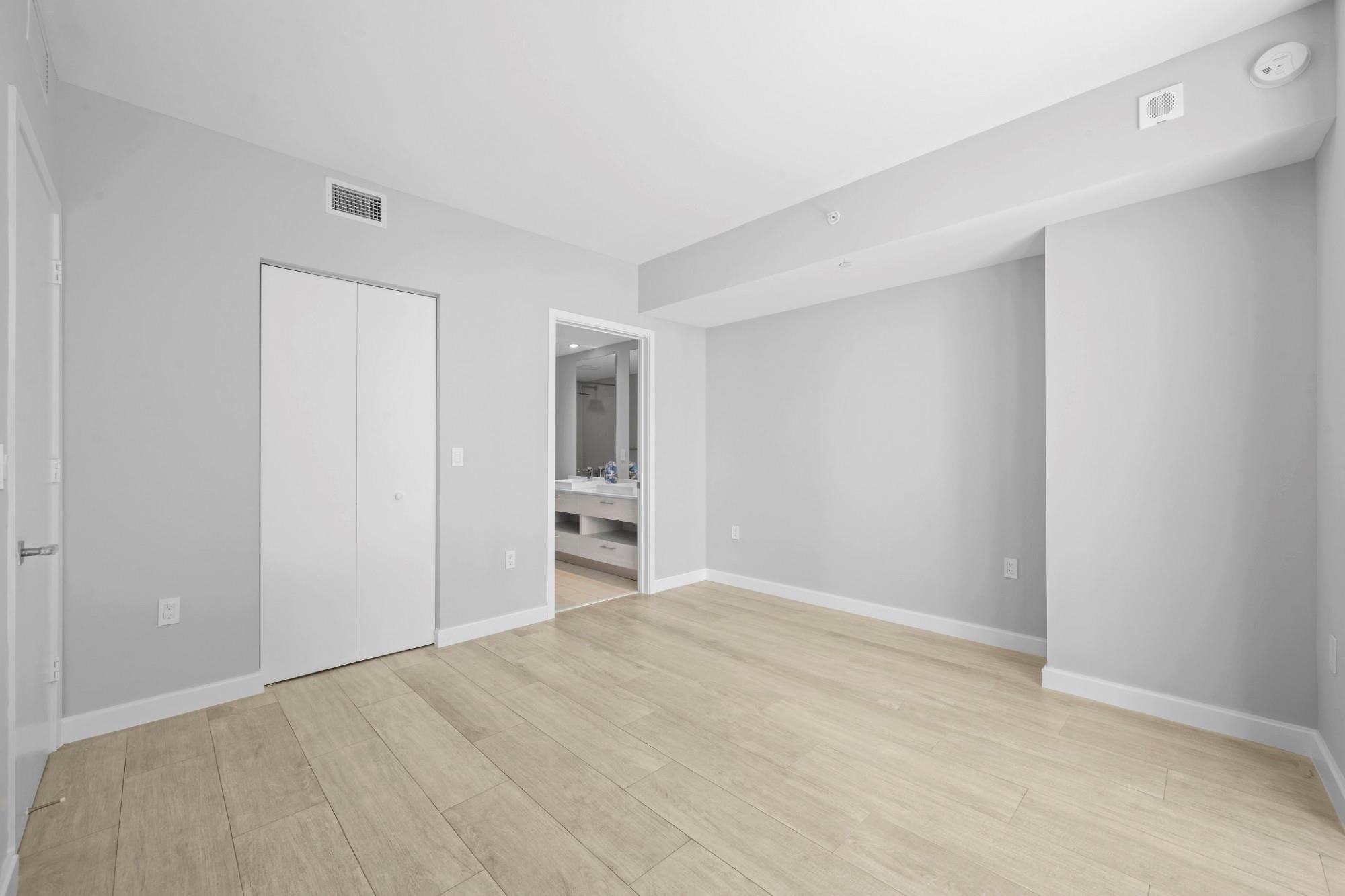 BRICKELL HEIGHTS EAST CON - Residential Lease