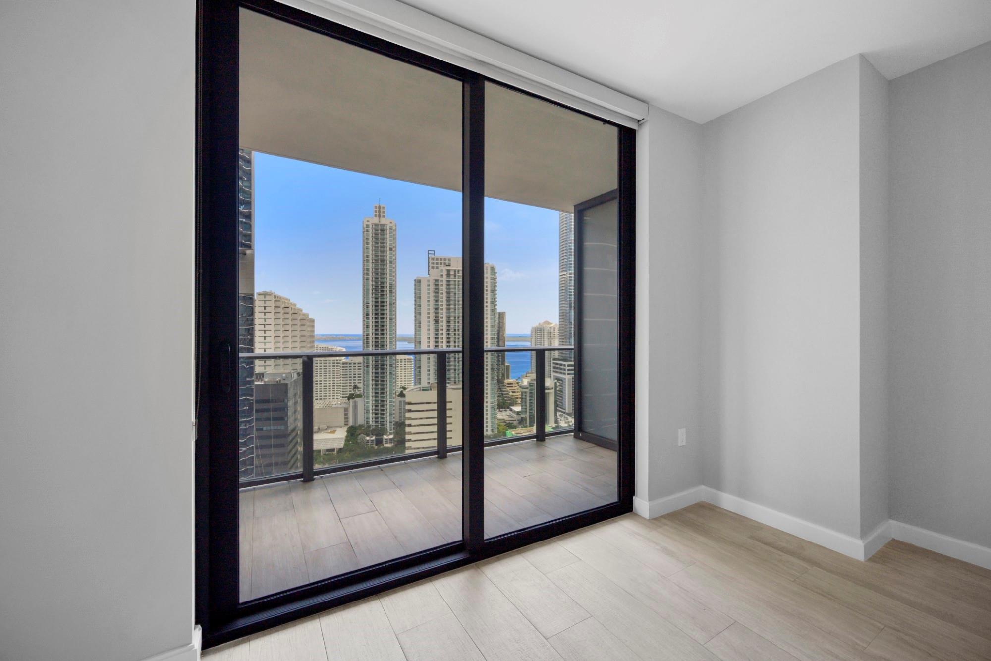 BRICKELL HEIGHTS EAST CON - Residential Lease