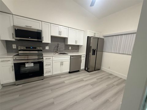 3037 NW 92nd Ave Coral Springs FL 33065