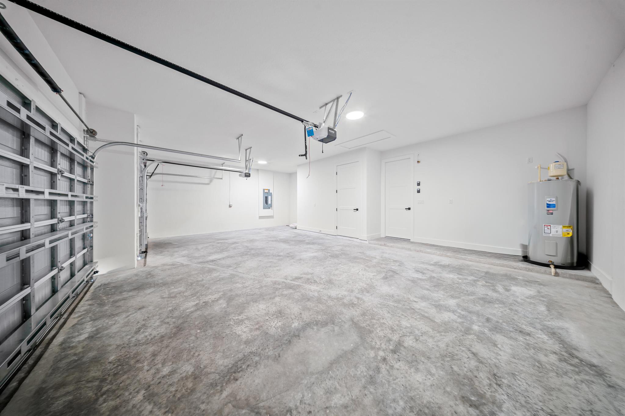 PINE HOLLOW UNITS THREE & - Residential