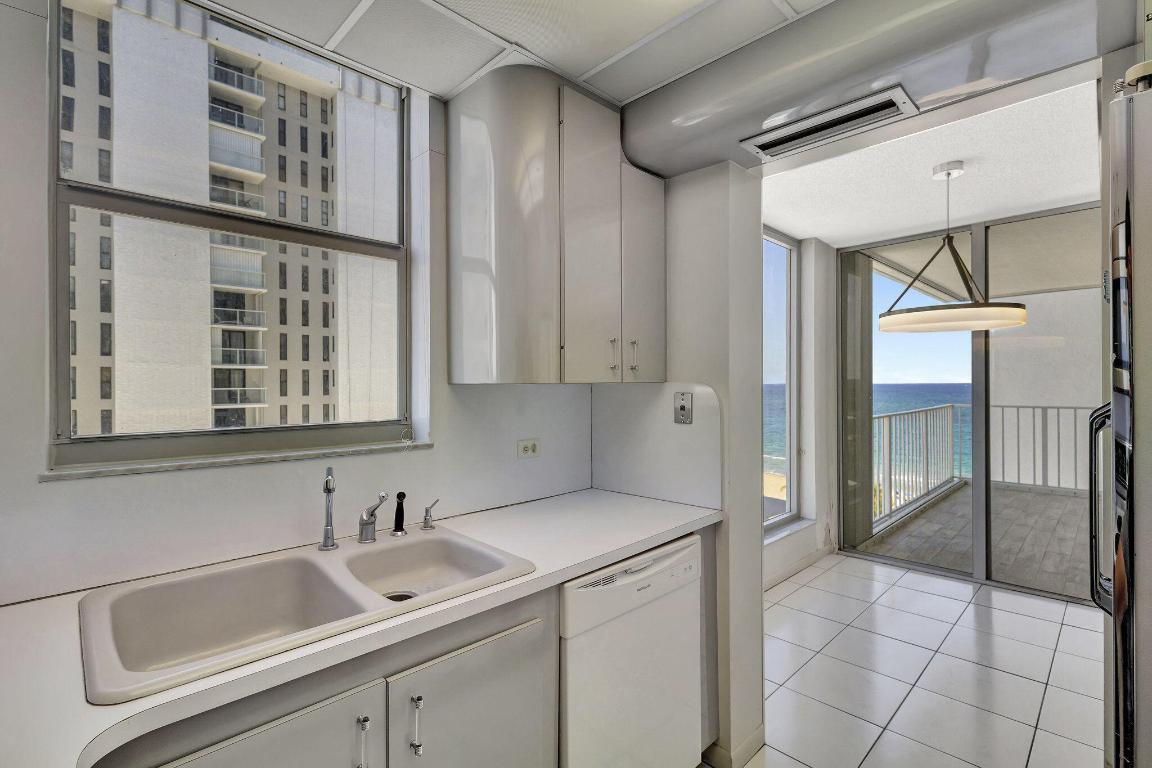 POMPANO AEGEAN CONDO - Residential