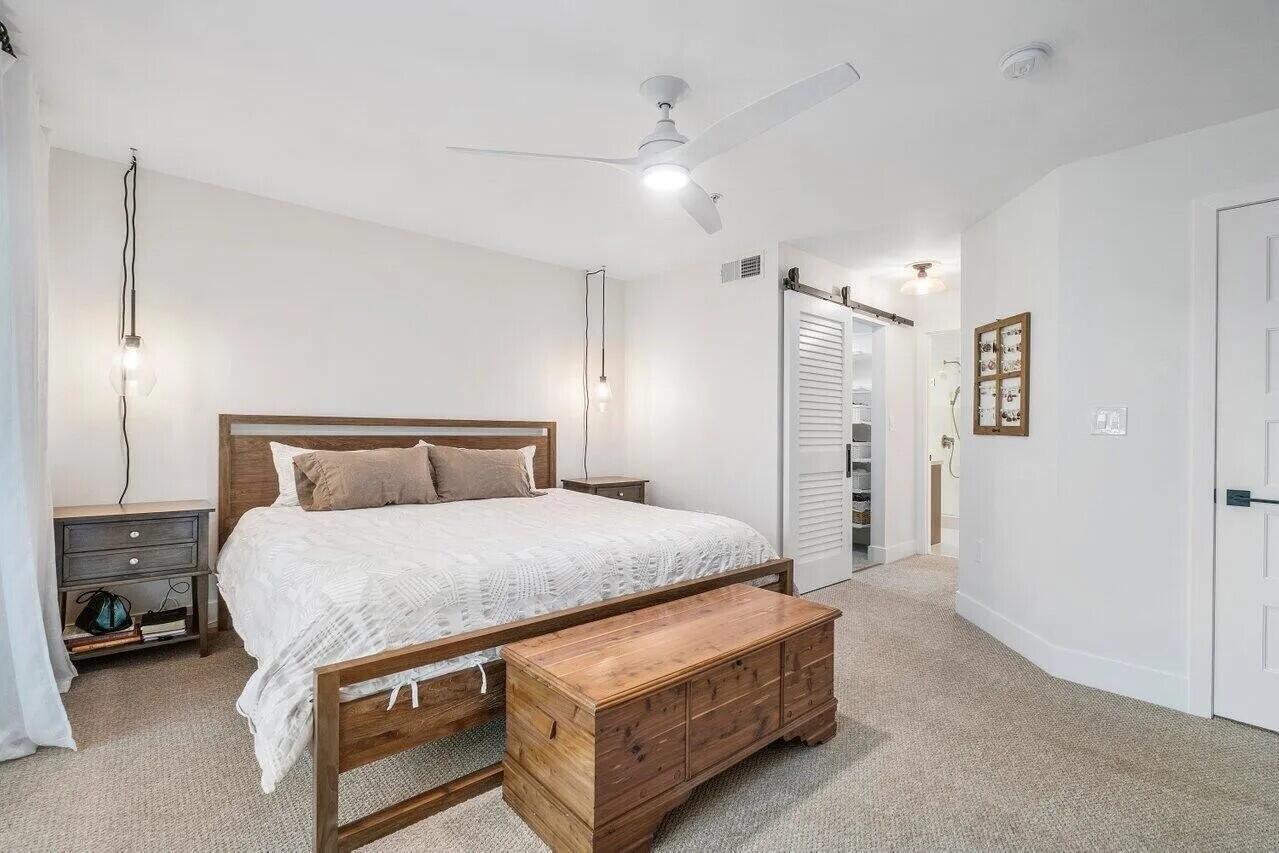 HYPOLUXOS MARINERS CAY CONDO - Residential