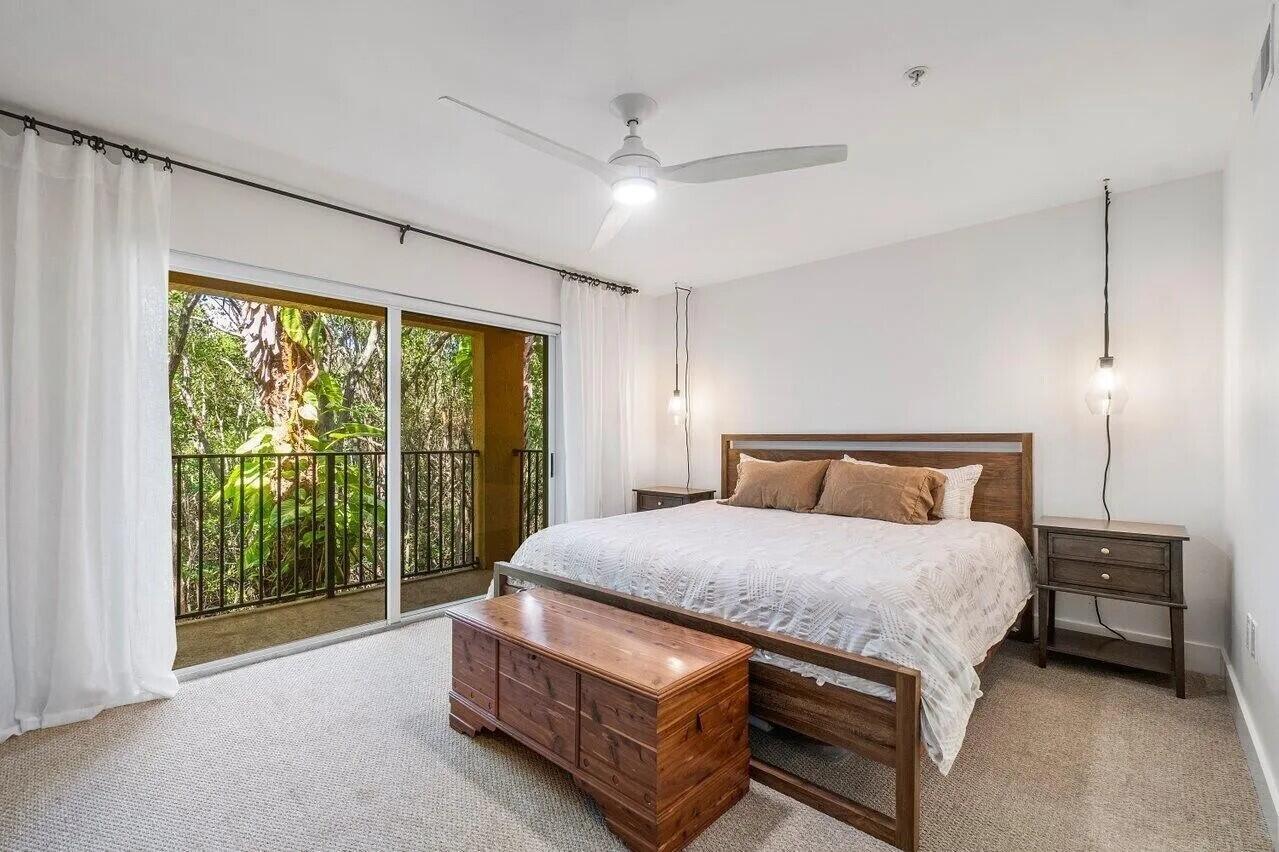 HYPOLUXOS MARINERS CAY CONDO - Residential