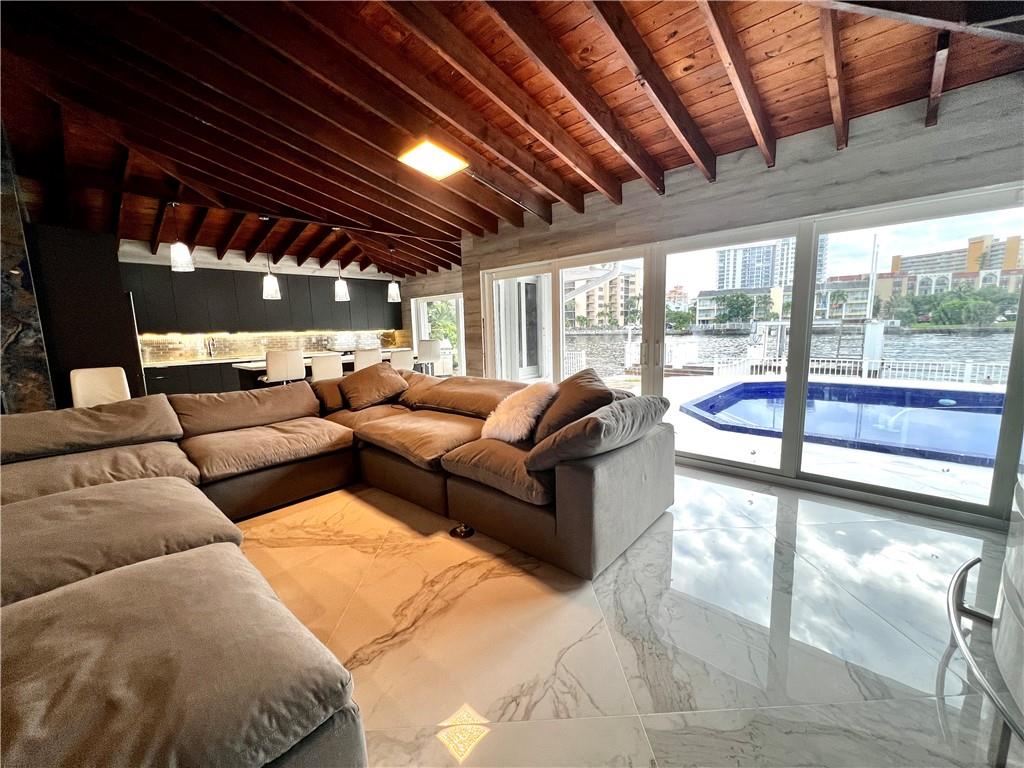 Harbor Village Sec E 36-4 - Residential Lease