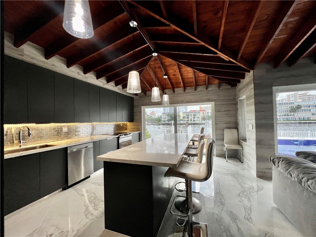 Harbor Village Sec E 36-4 - Residential Lease