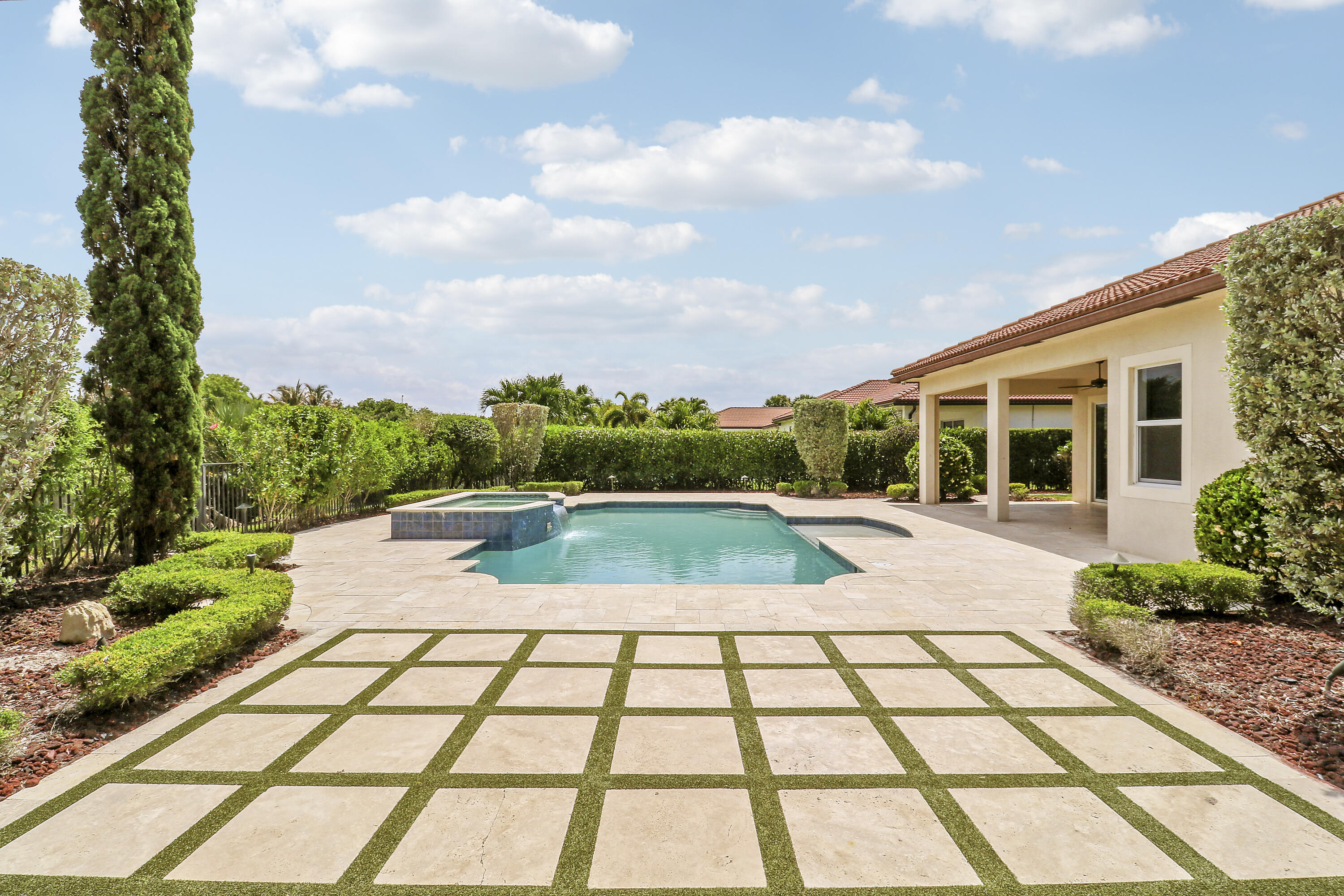 LOXAHATCHEE RESERVE - Residential