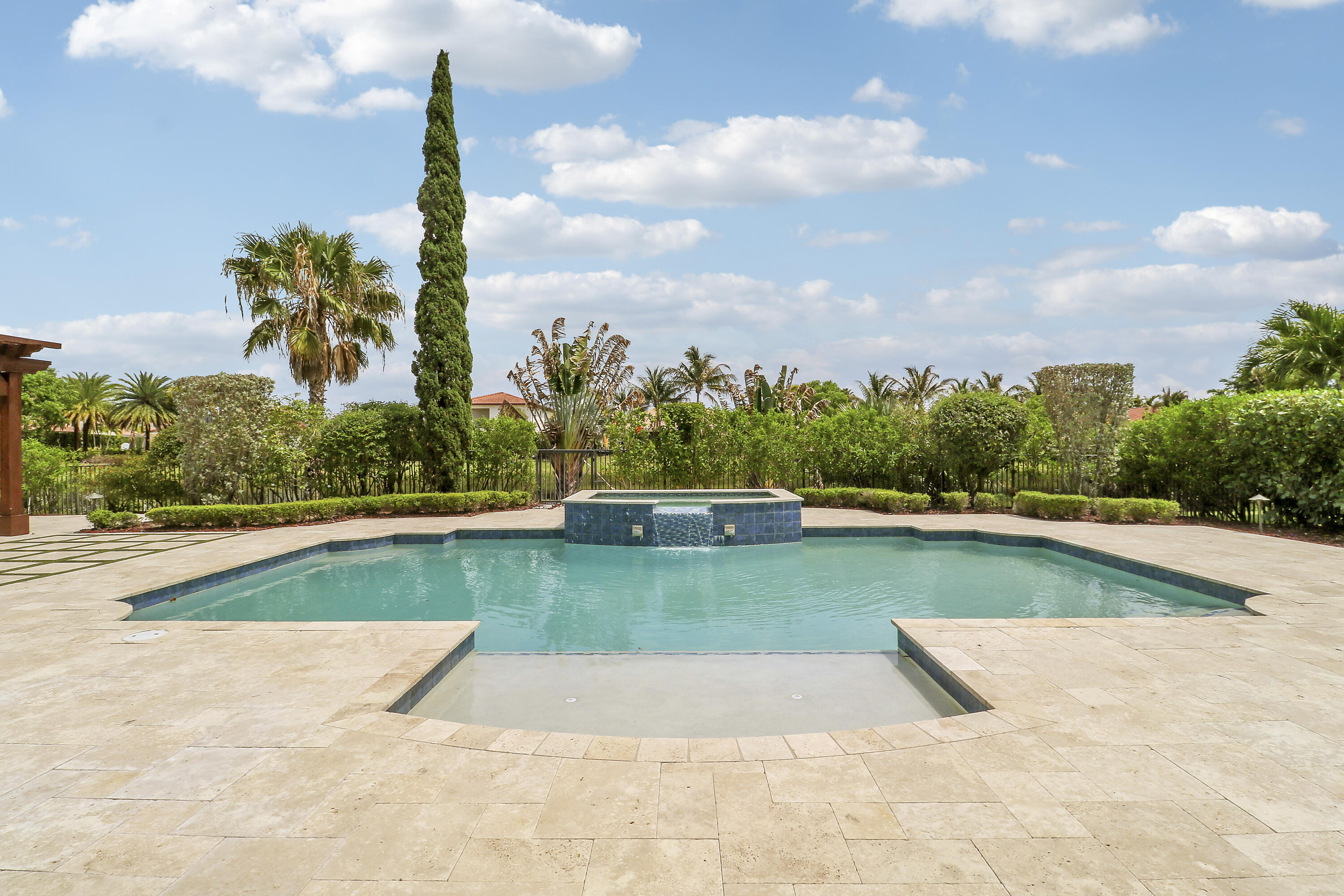 LOXAHATCHEE RESERVE - Residential