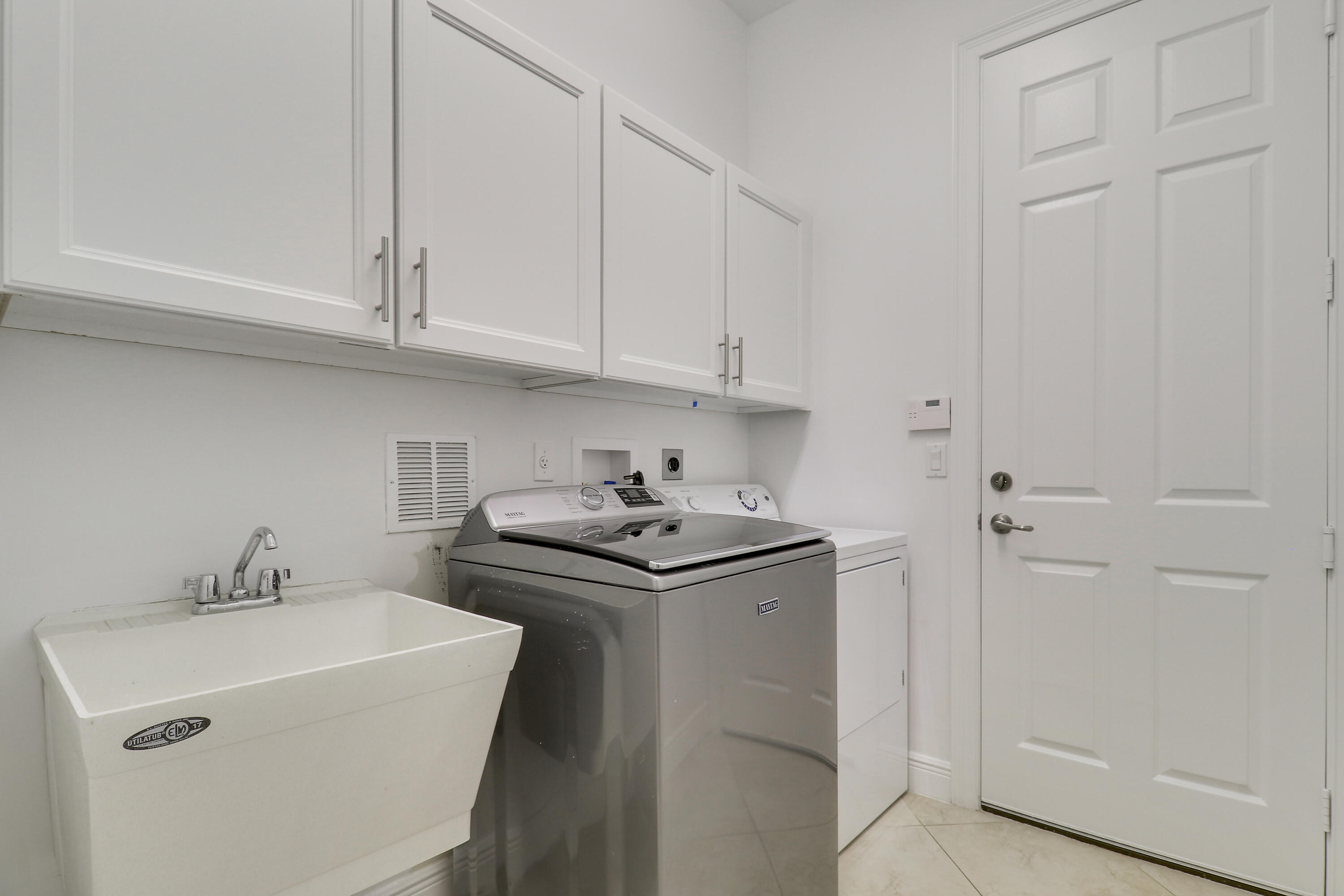 LOXAHATCHEE RESERVE - Residential