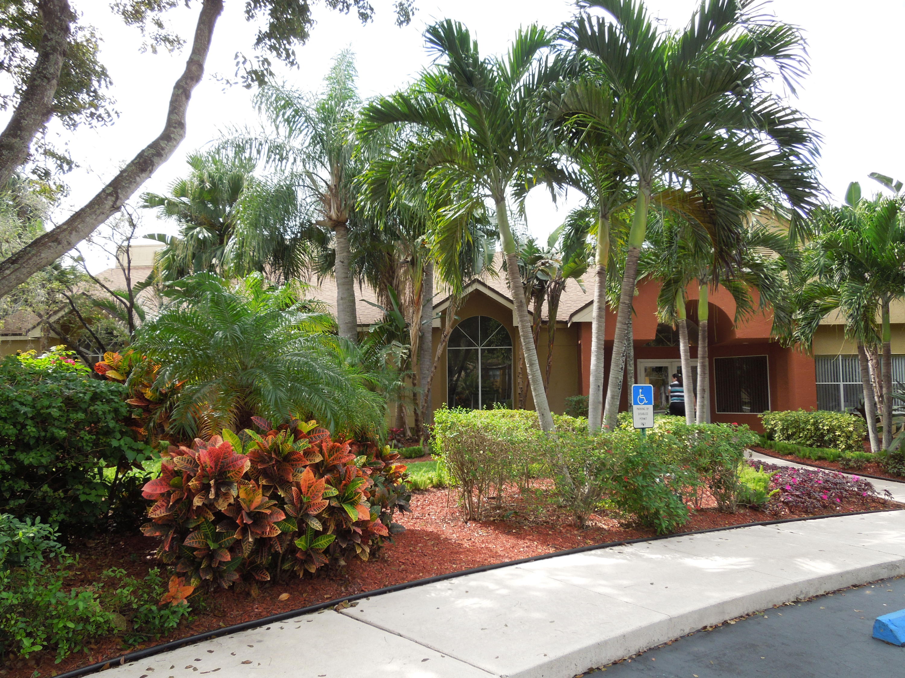 PONTE VERDE AT PALM BEACH LAKES CONDO - Residential