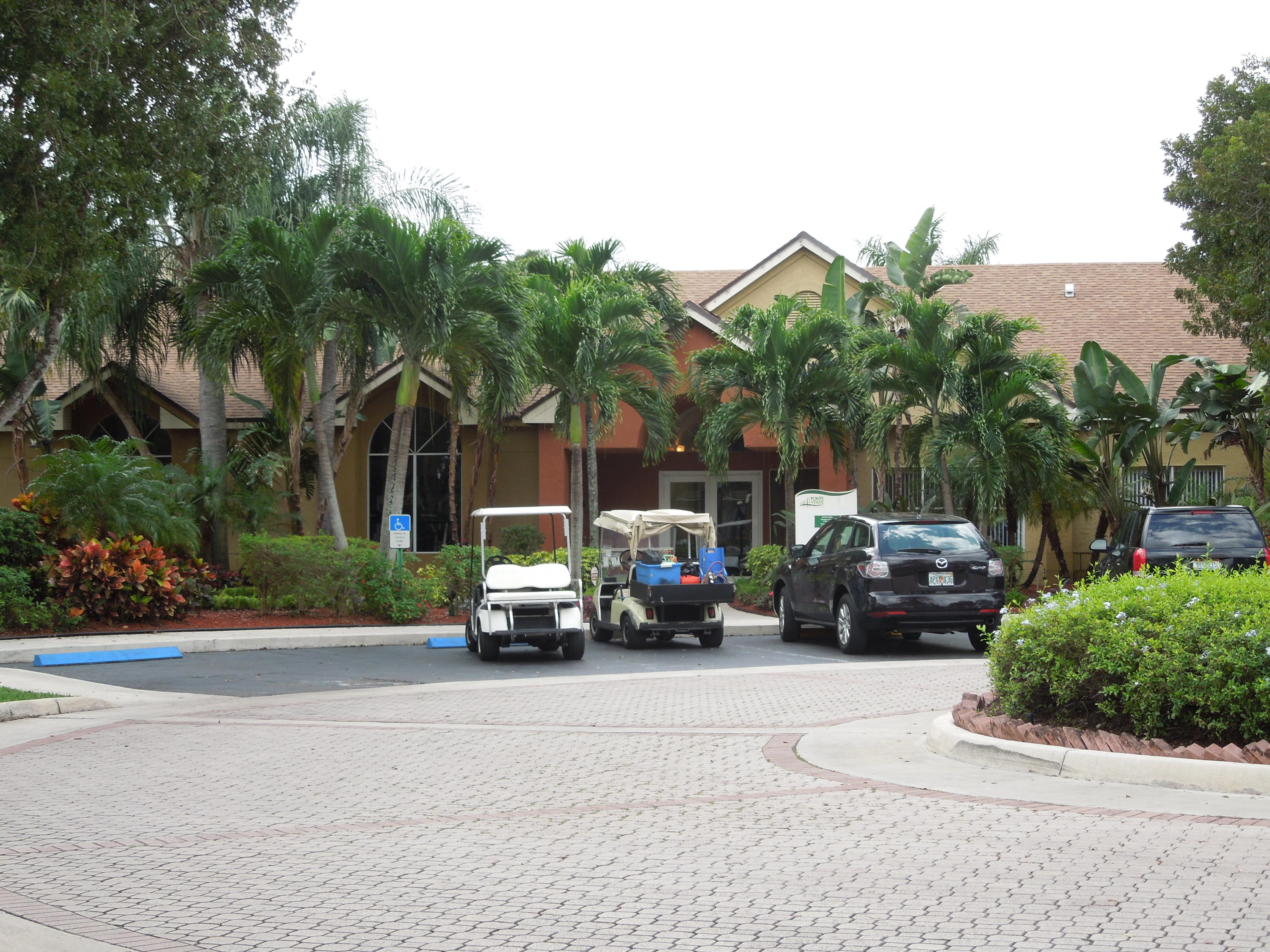 PONTE VERDE AT PALM BEACH LAKES CONDO - Residential