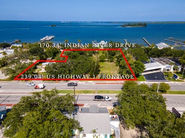 1026 Indian River Drive Sebastian FL 32958