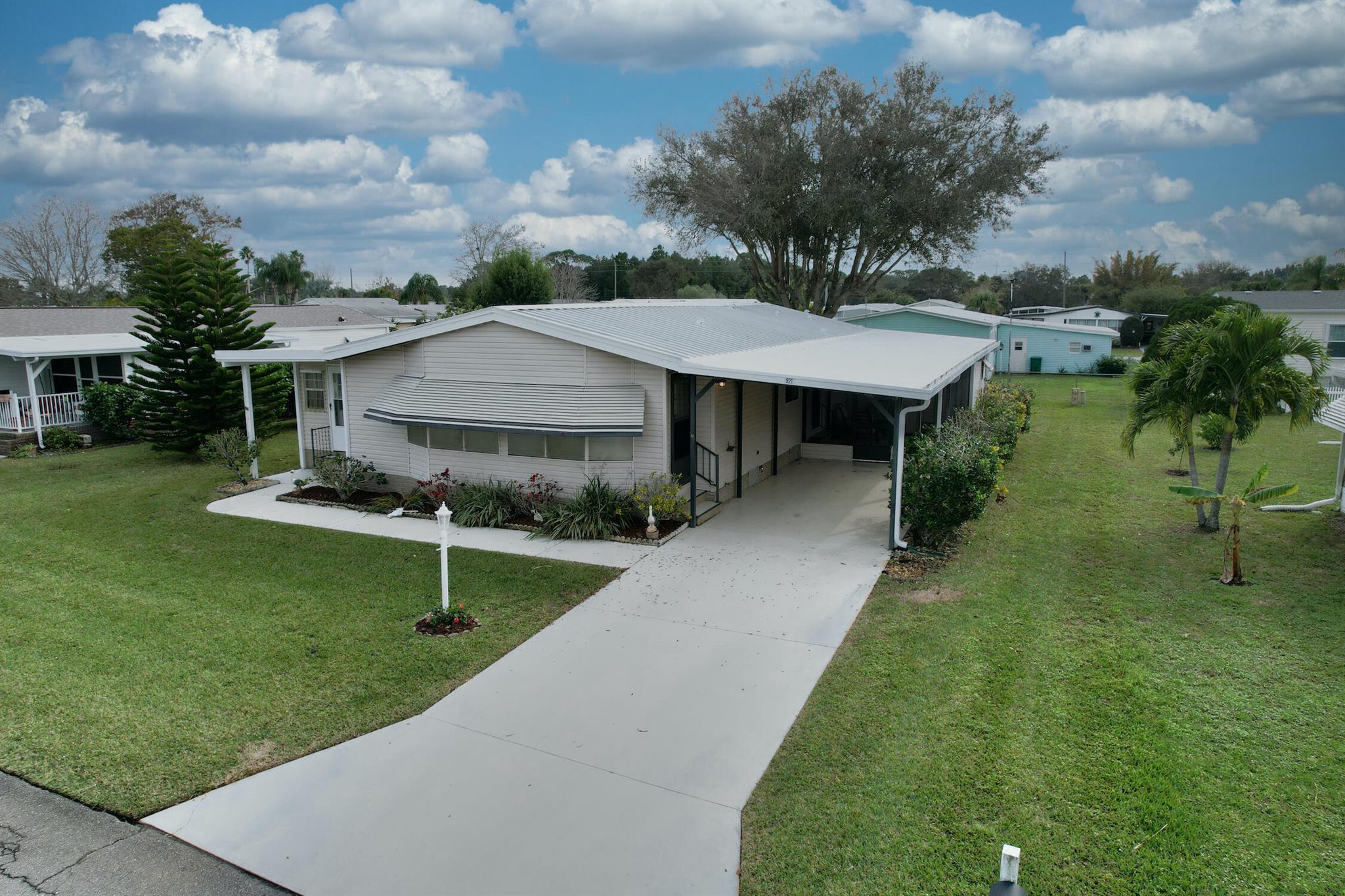 View Barefoot Bay, FL 32976 mobile home