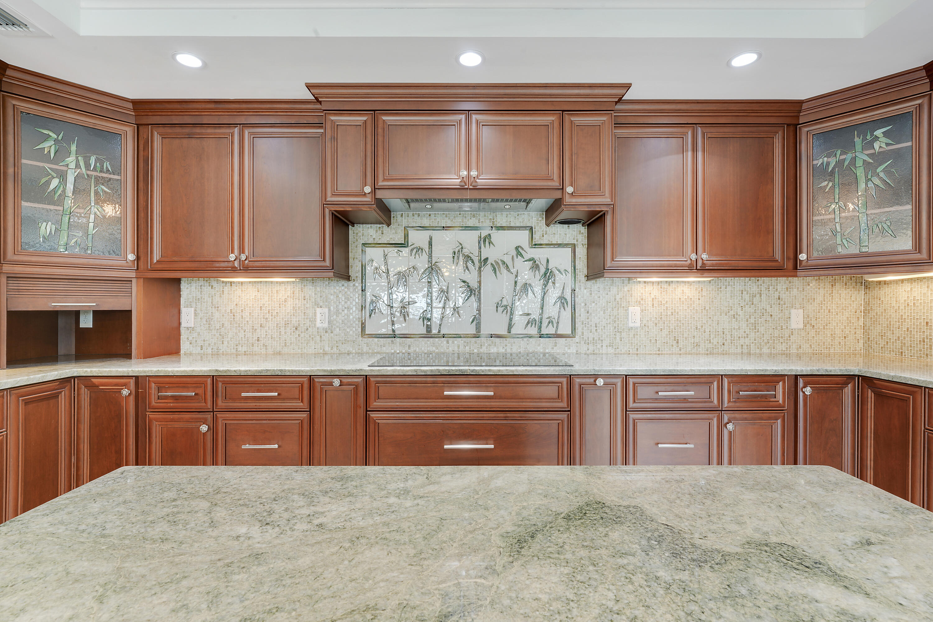 TWELVE OAKS CONDO - Residential