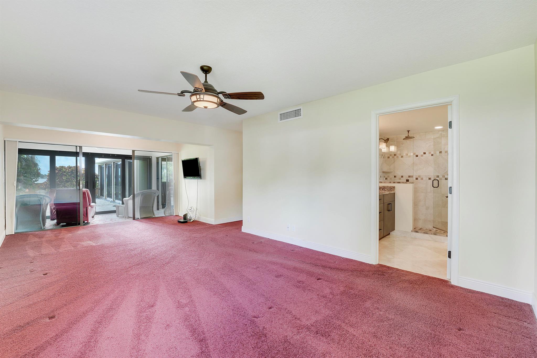 TWELVE OAKS CONDO - Residential