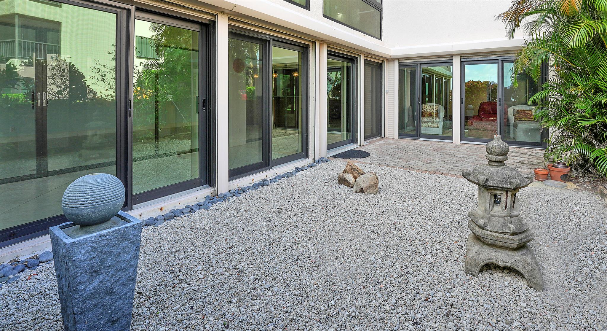 TWELVE OAKS CONDO - Residential