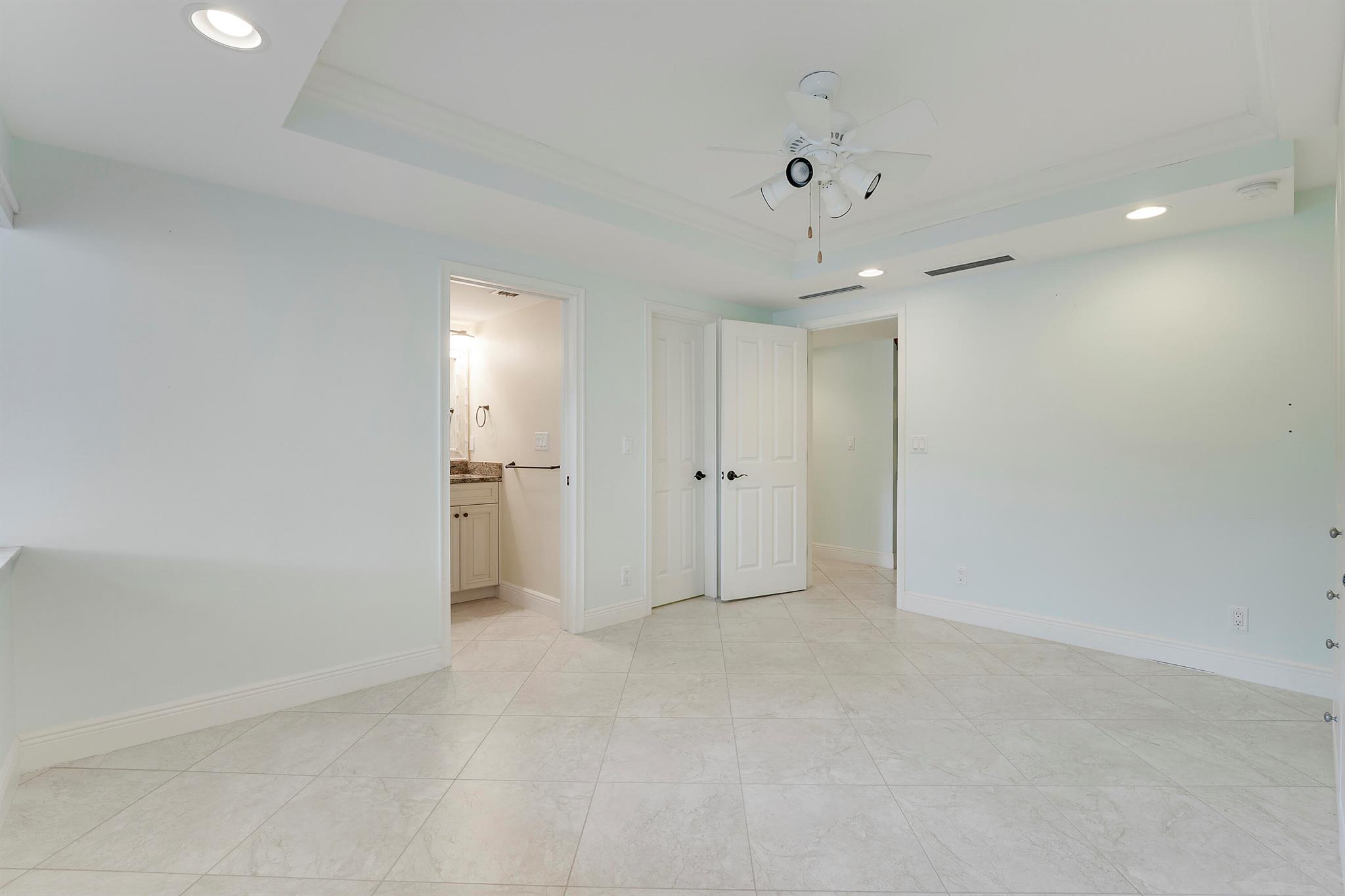 TWELVE OAKS CONDO - Residential