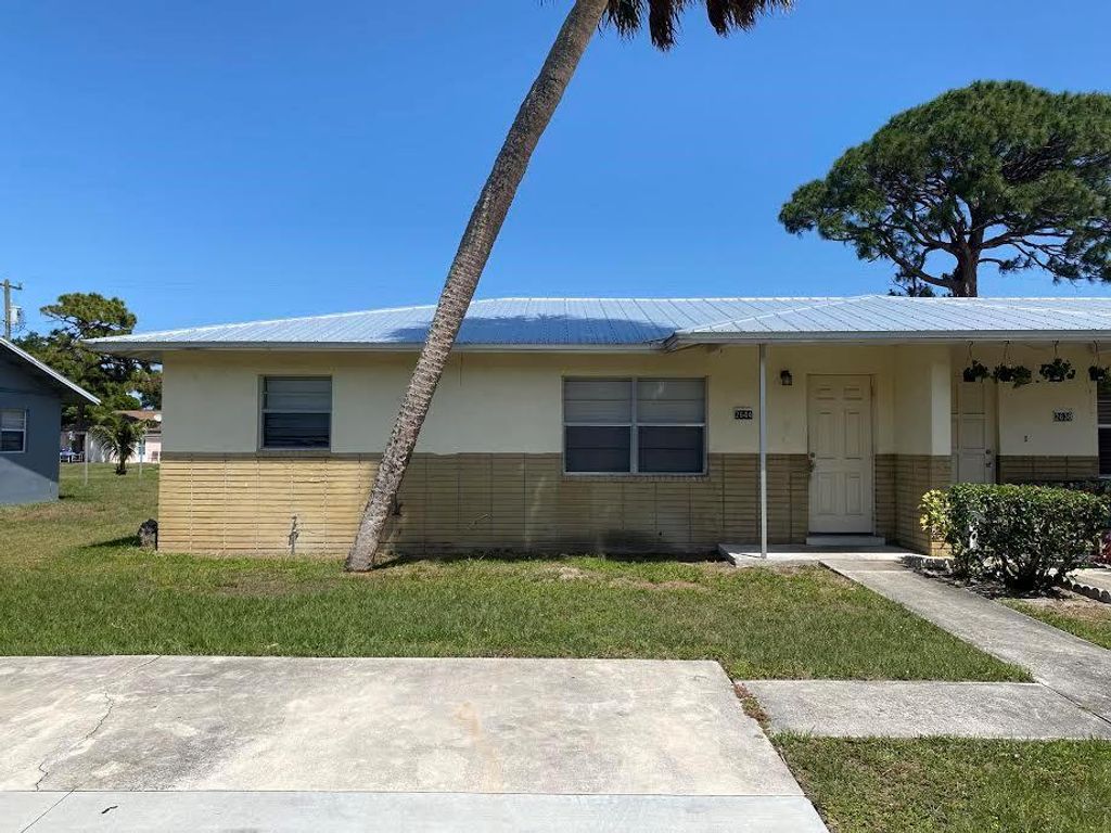 Photo of 2644 Seneca Ave, Fort Pierce, FL 34946 (MLS # R10797137)