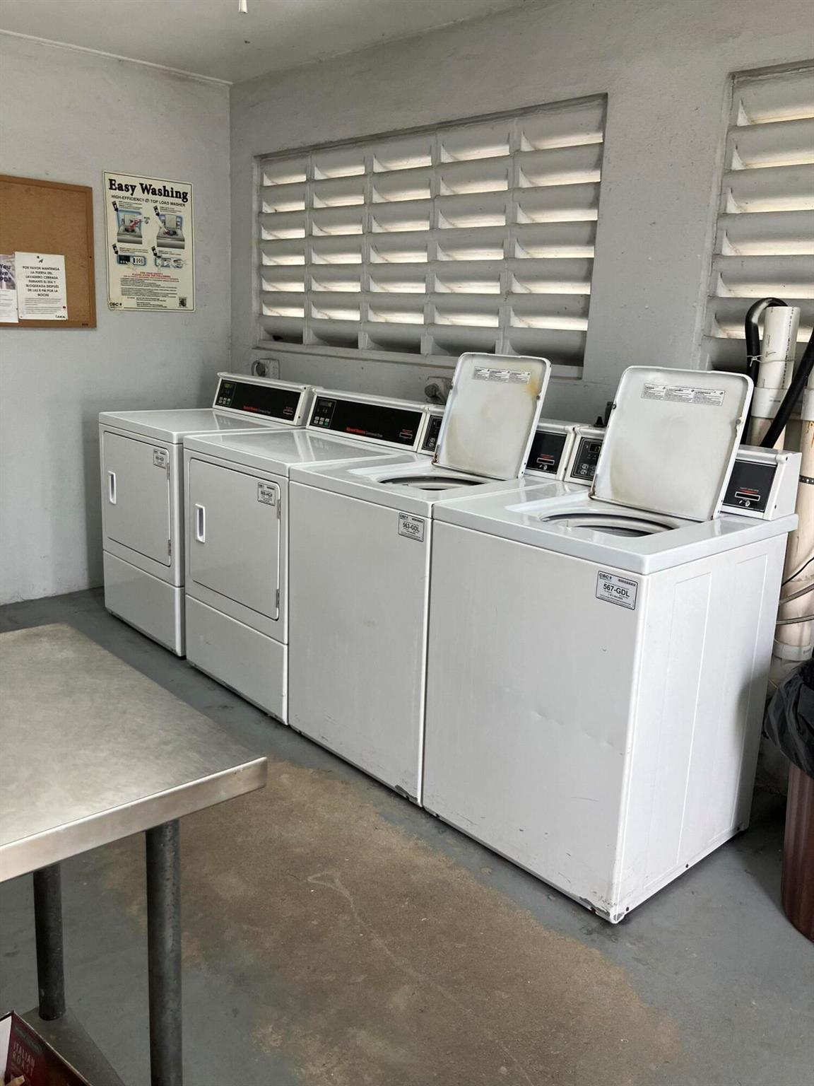 CRESTHAVEN VILLAS 5 CONDO - Residential