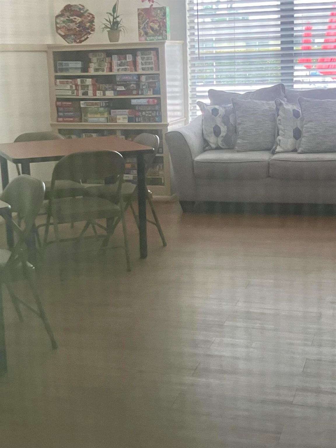 CRESTHAVEN VILLAS 5 CONDO - Residential