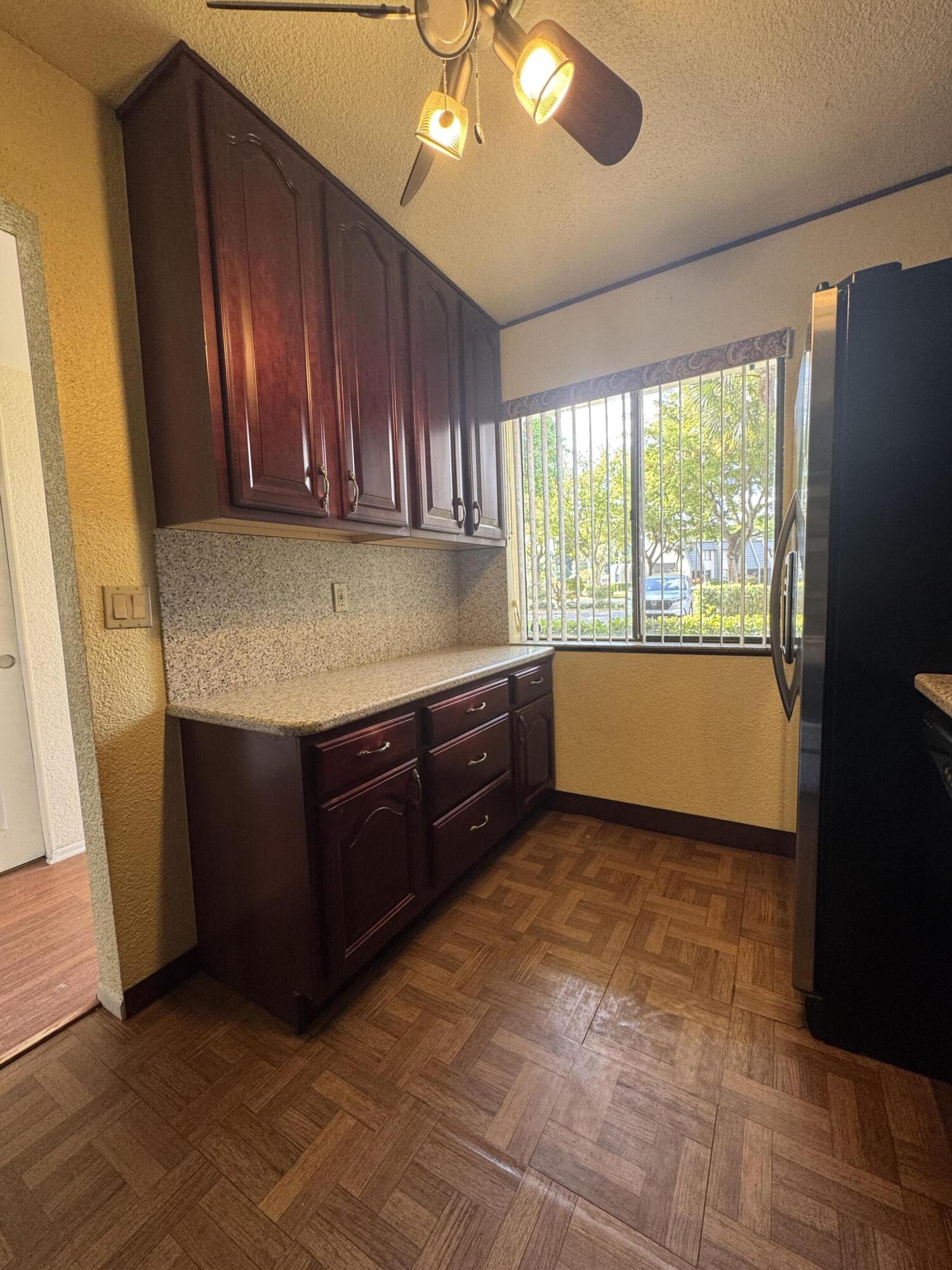 FOUNTAINS OF PALM BEACH CONDO 4 - Residential