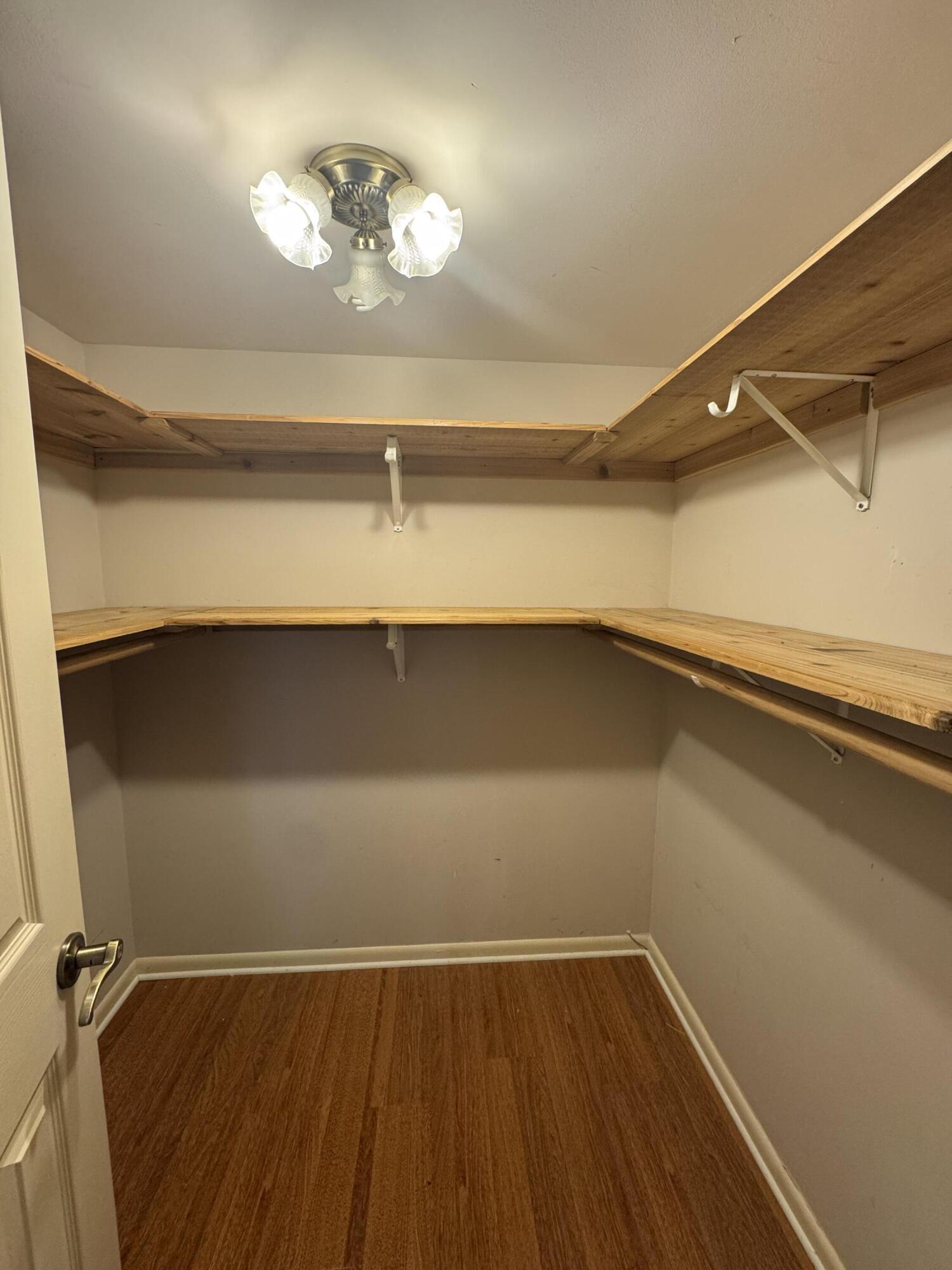 FOUNTAINS OF PALM BEACH CONDO 4 - Residential