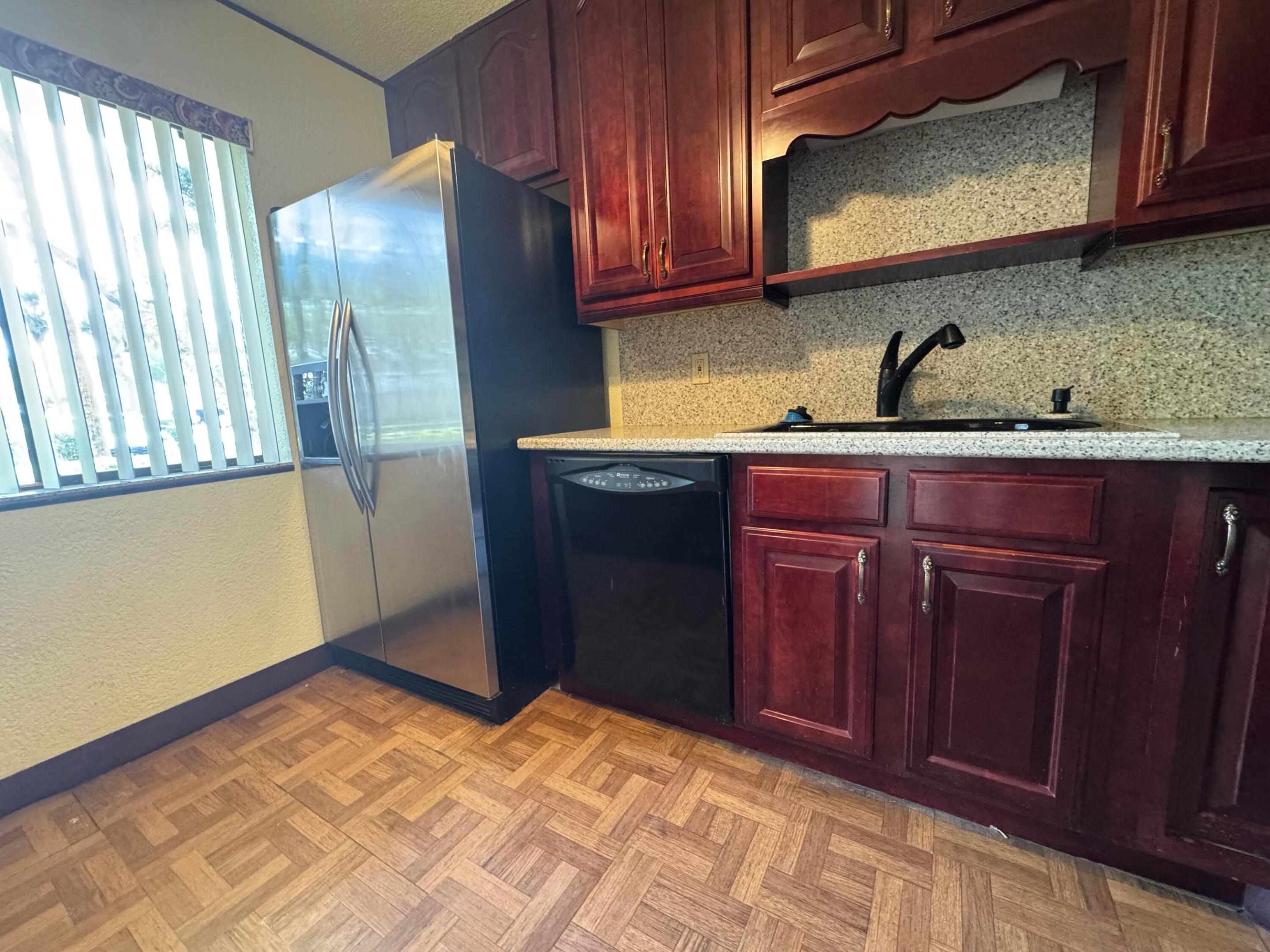 FOUNTAINS OF PALM BEACH CONDO 4 - Residential