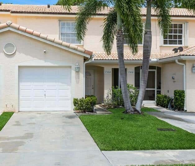 Photo of 144 Fox Meadow Run, Jupiter, FL 33458 (MLS # R11108618)