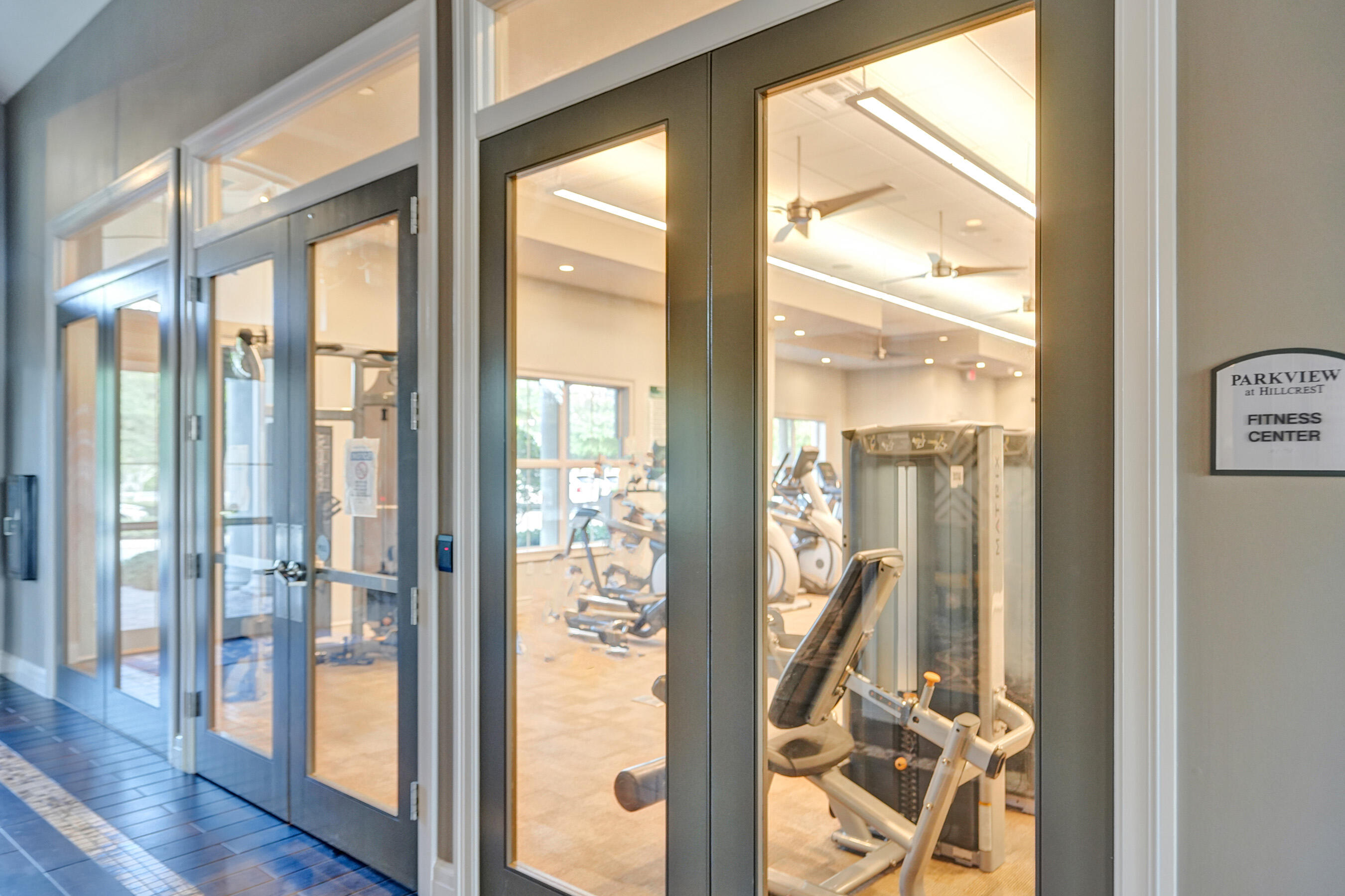 HILLCREST COUNTRY CLUB SOUTH - Residential Lease