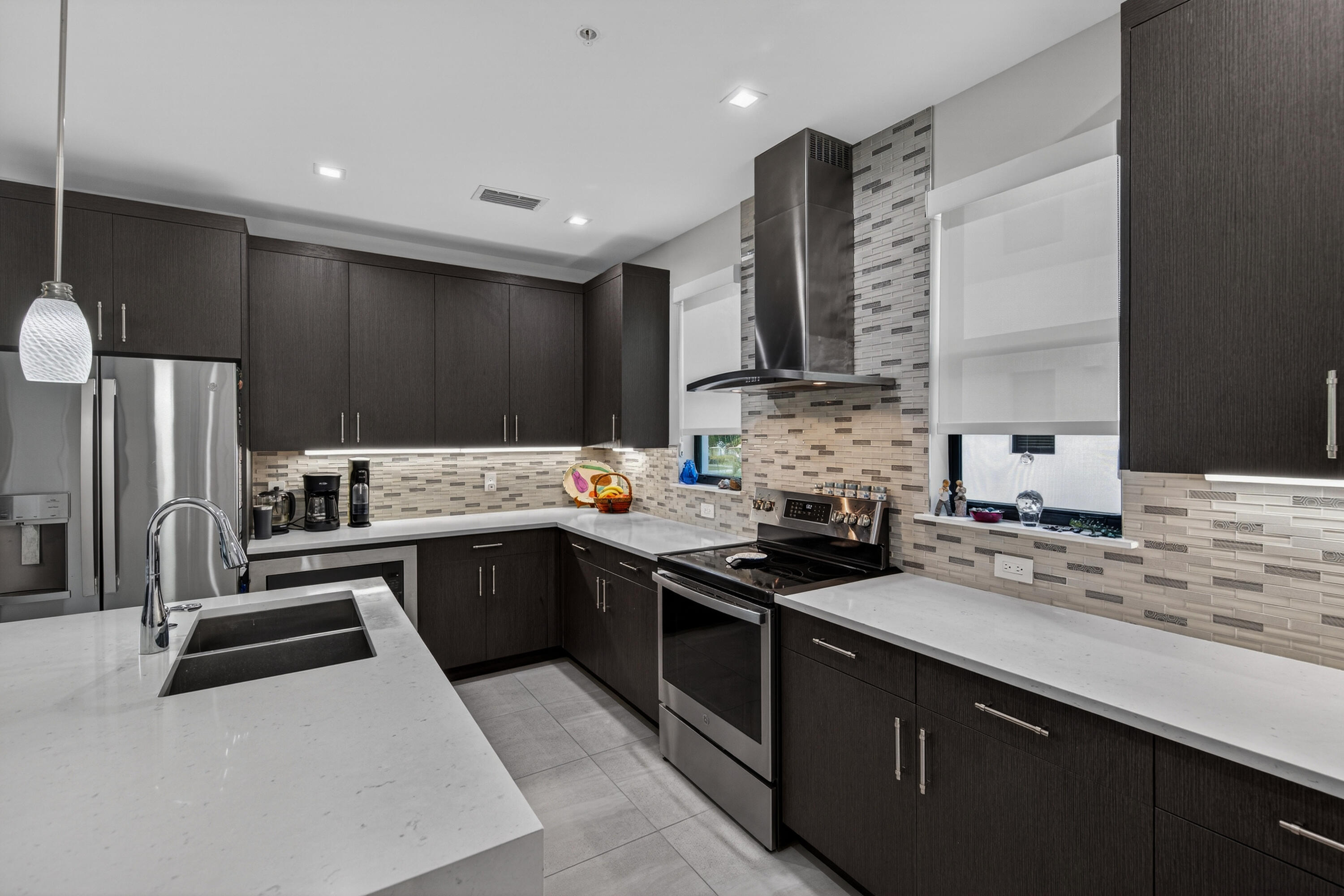 VILLAGE AT WILTON MANORS II - Residential