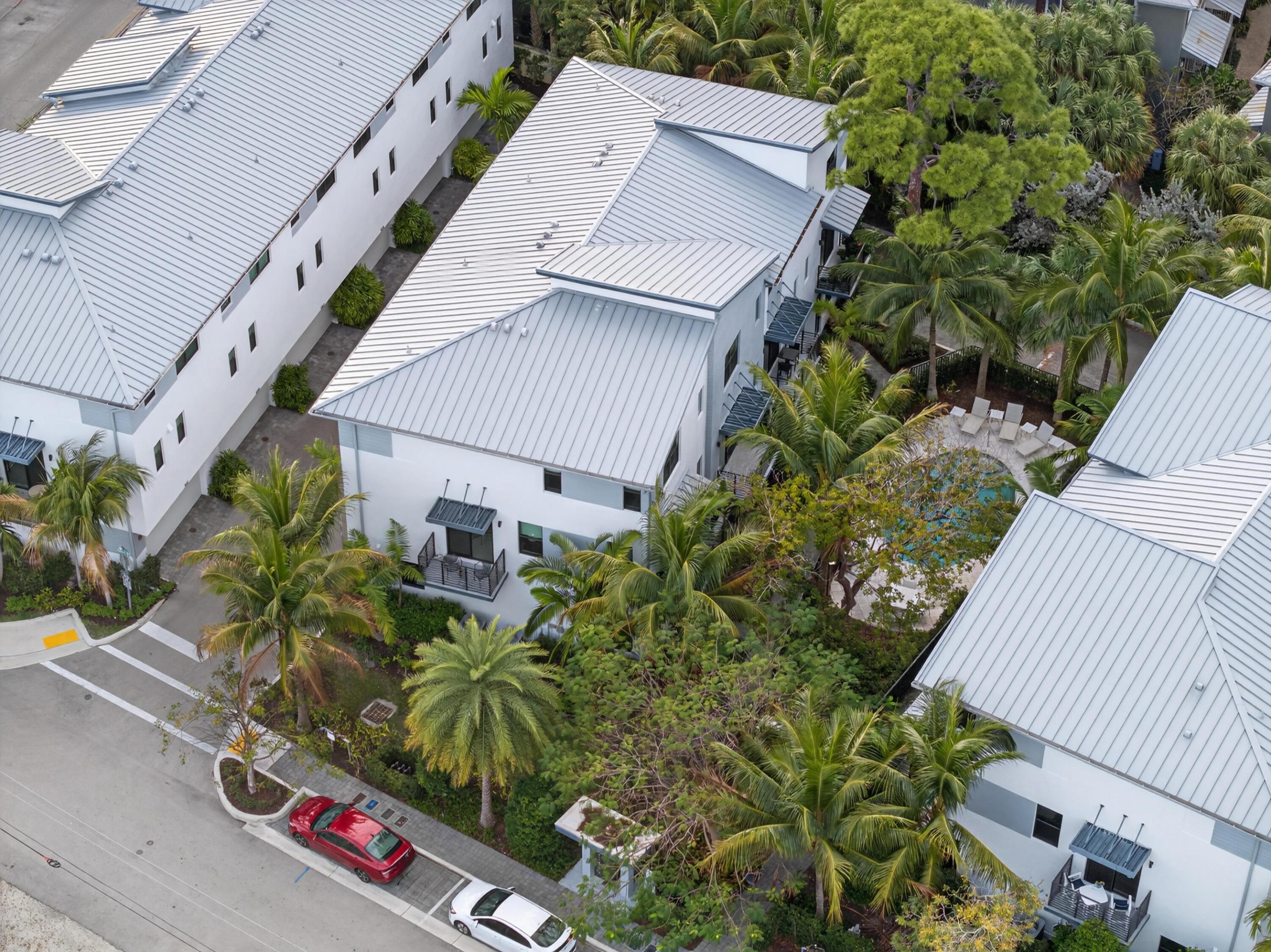 VILLAGE AT WILTON MANORS II - Residential