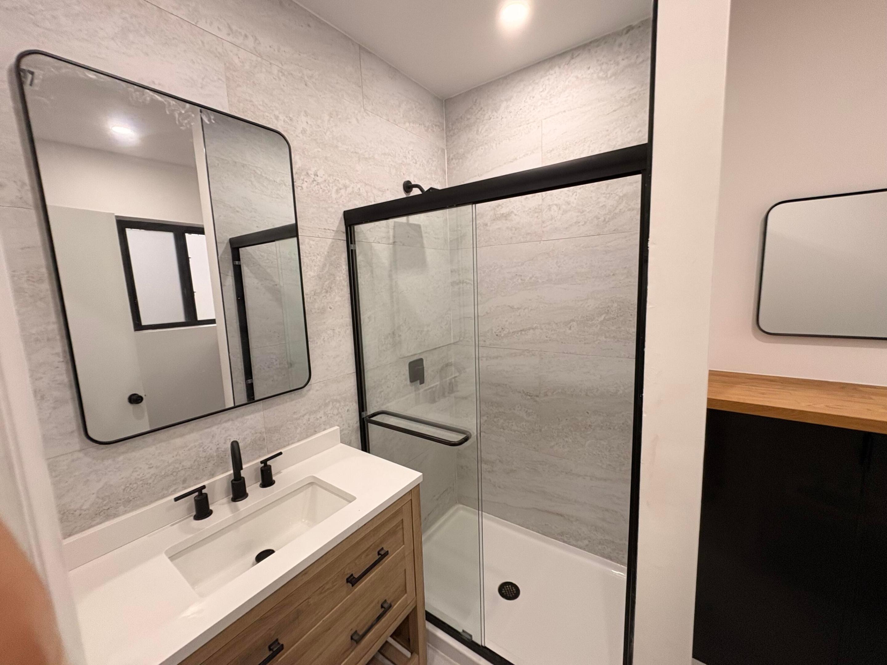 SOUTH SHENANDOAH - Residential Lease