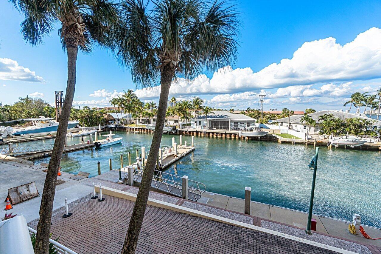 MARINA GRANDE RIVIERA BEA - Residential Lease