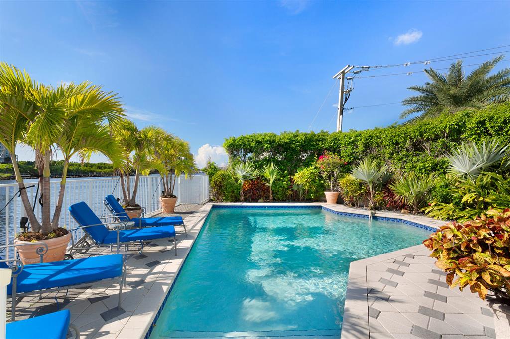 BOCA HARBOUR 6TH SEC - Residential