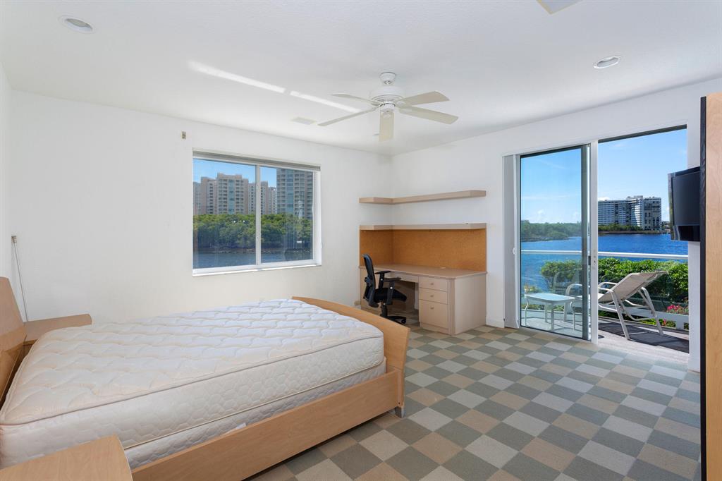 BOCA HARBOUR 6TH SEC - Residential