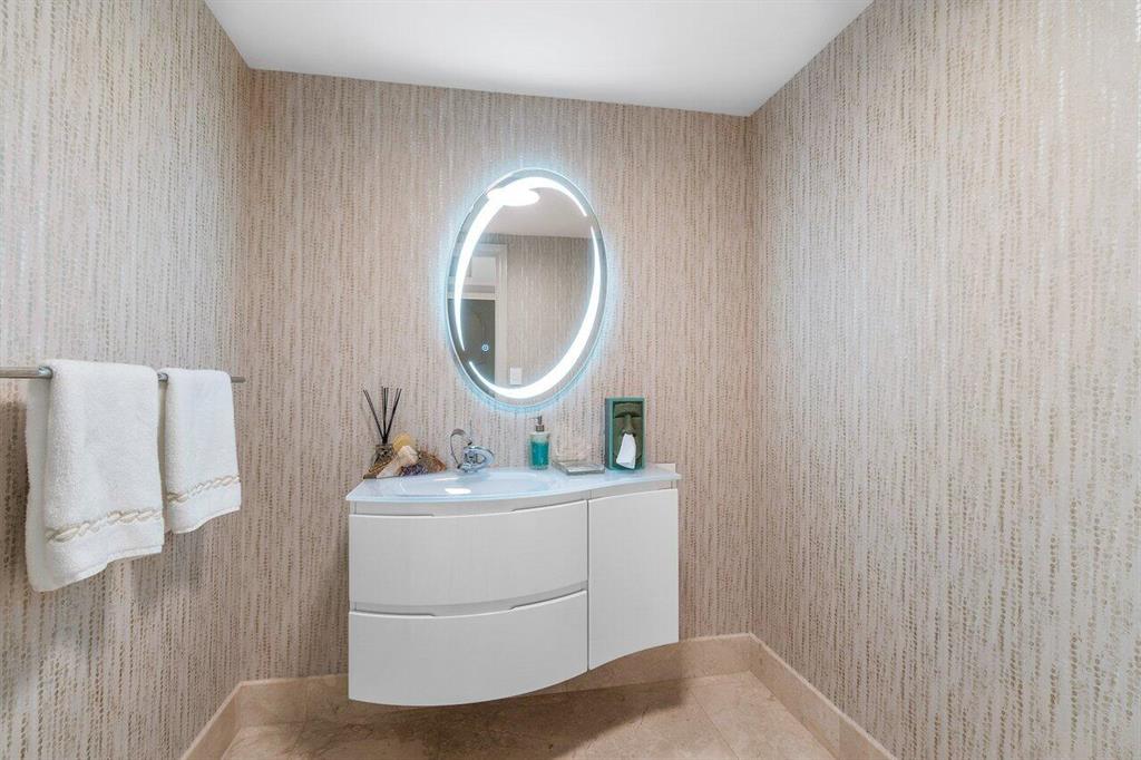 TOSCANA SOUTH TOWER III - Residential