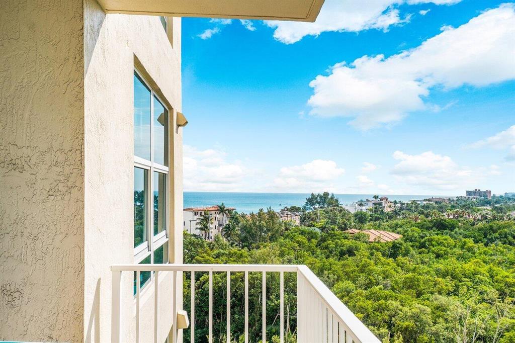 TOSCANA SOUTH TOWER III - Residential