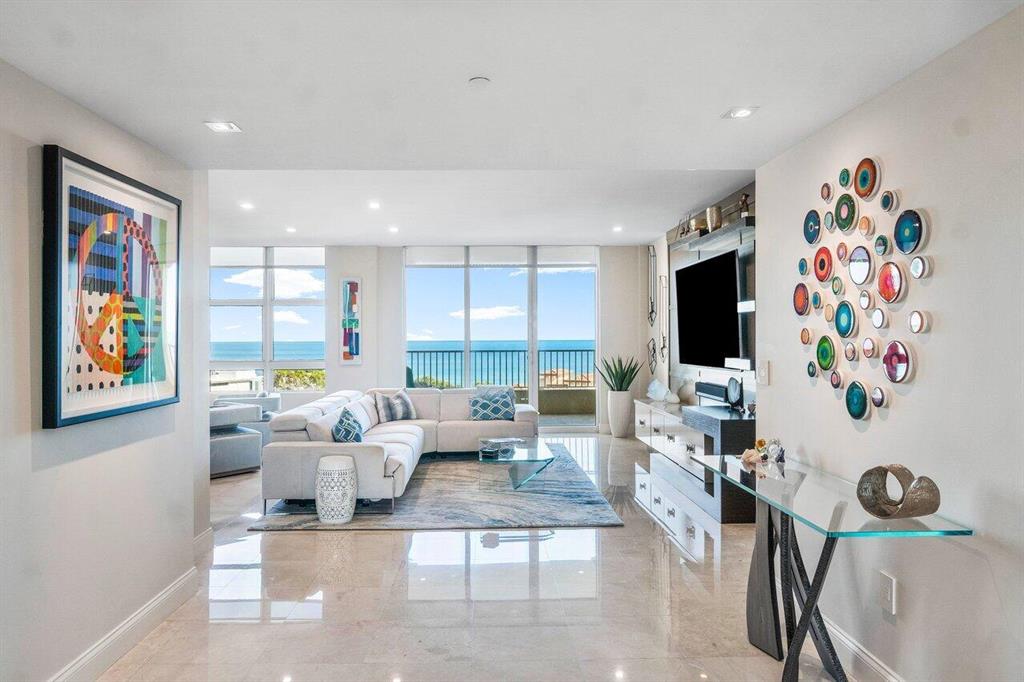 TOSCANA SOUTH TOWER III - Residential