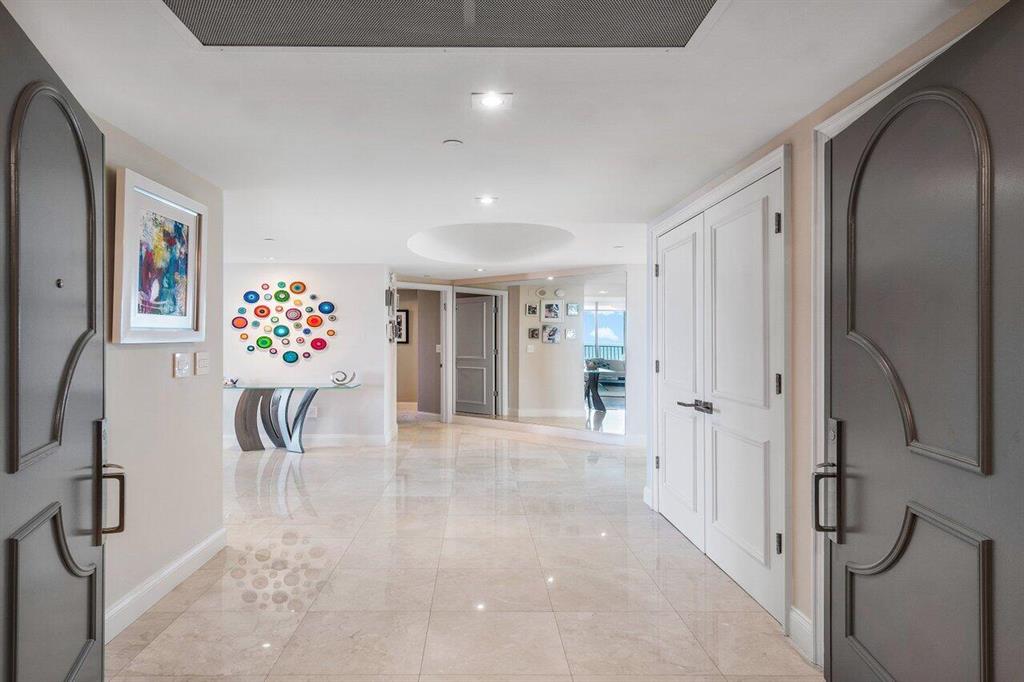 TOSCANA SOUTH TOWER III - Residential