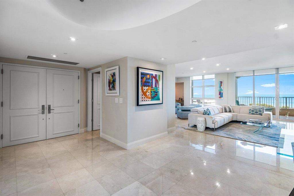 TOSCANA SOUTH TOWER III - Residential