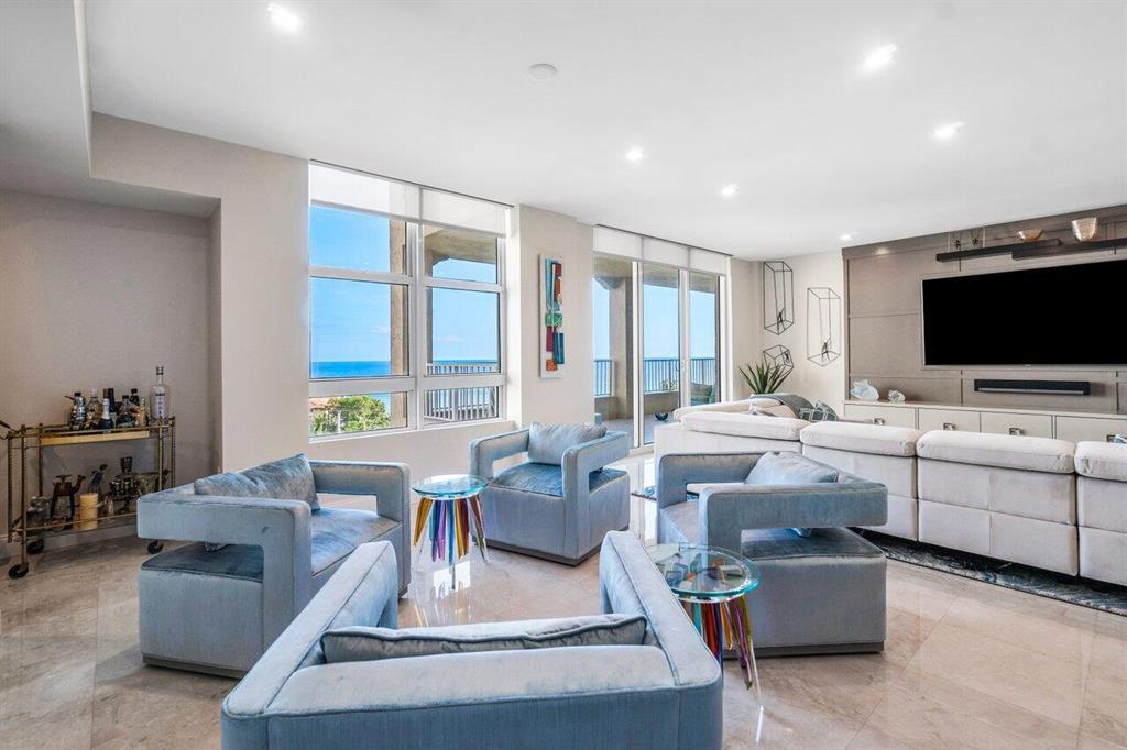 TOSCANA SOUTH TOWER III - Residential