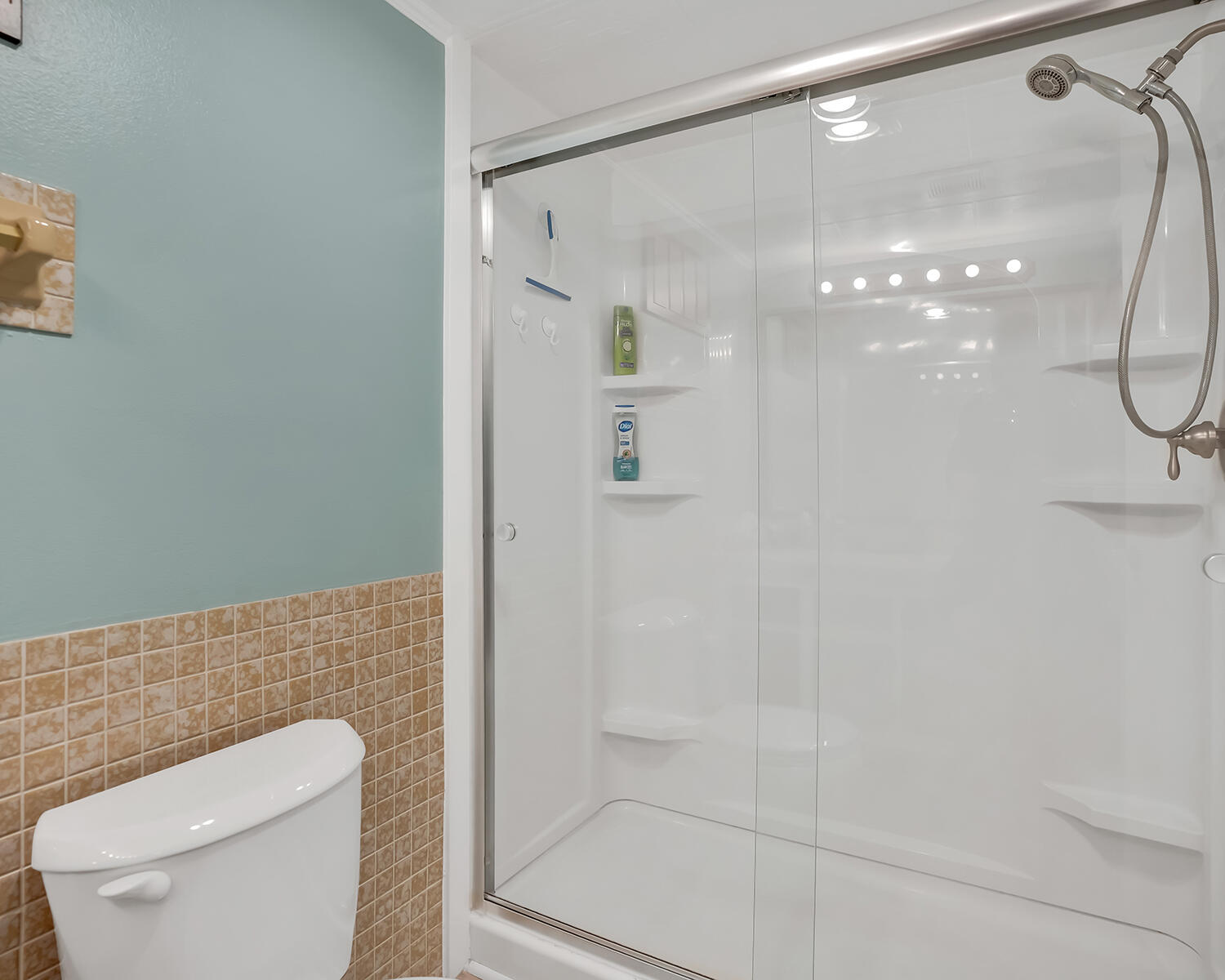 CASTLE APARTMENTS 17 CONDO - Residential