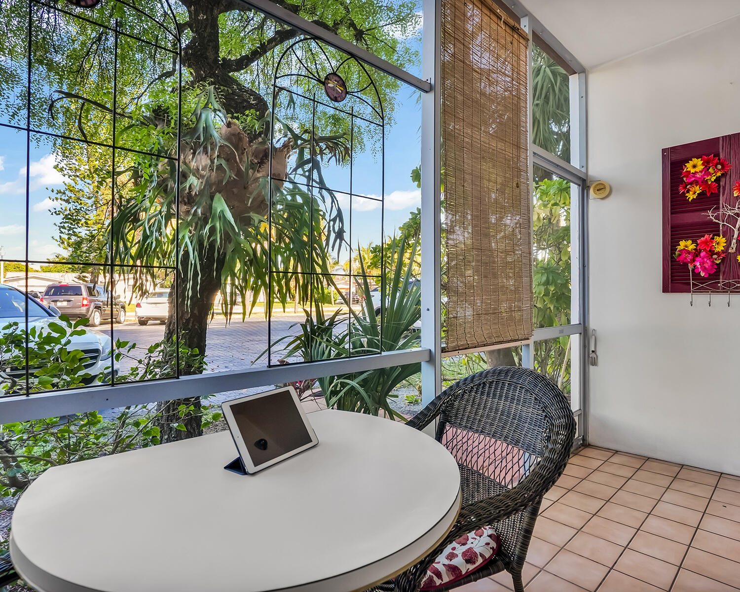 CASTLE APARTMENTS 17 CONDO - Residential