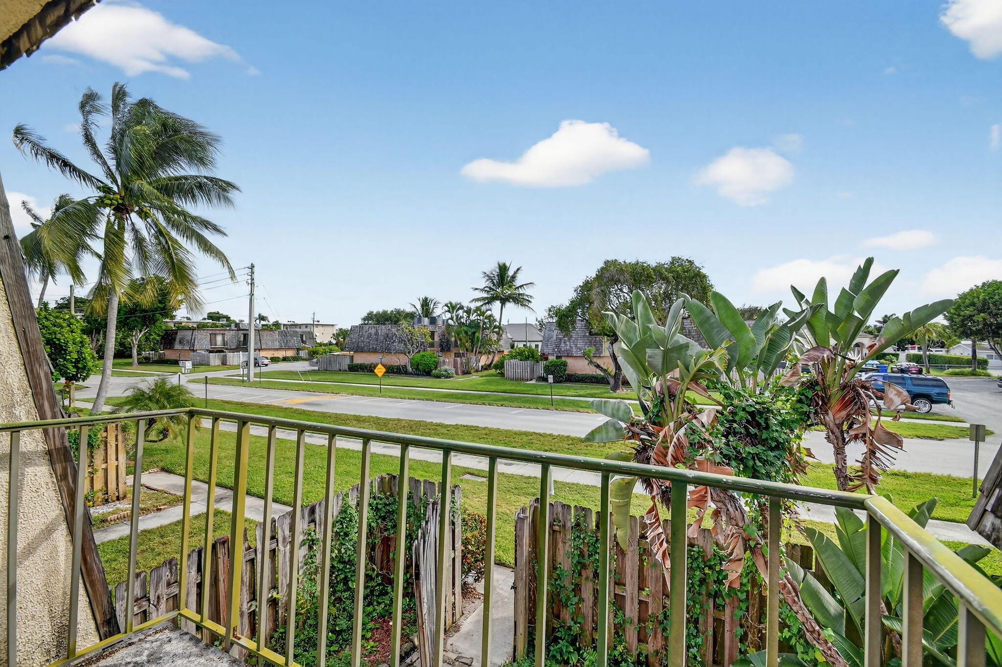 LAKEWOOD - Residential