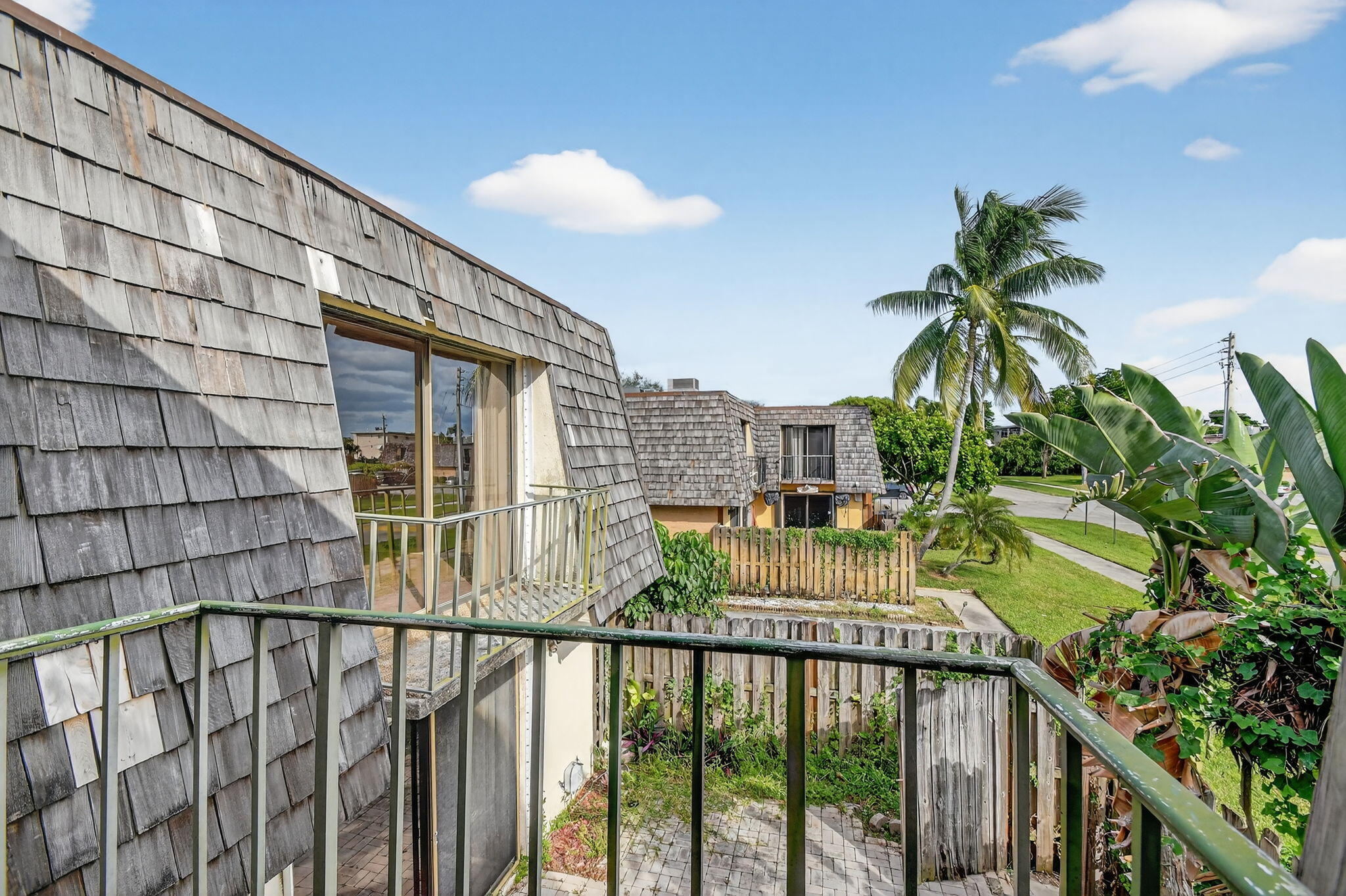 LAKEWOOD - Residential